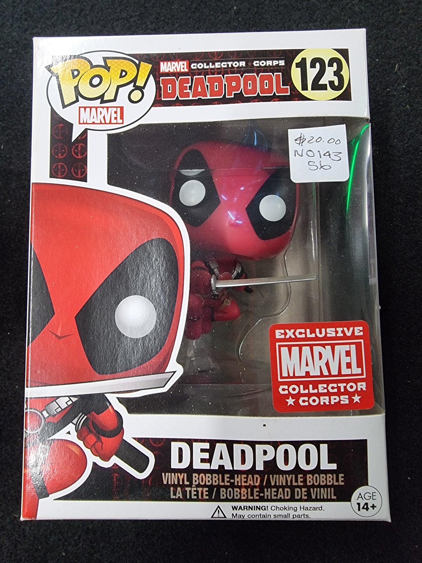FUNKO POP DEADPOOL EXCLUSIVE MARVEL COLLECTOR CORPS #123