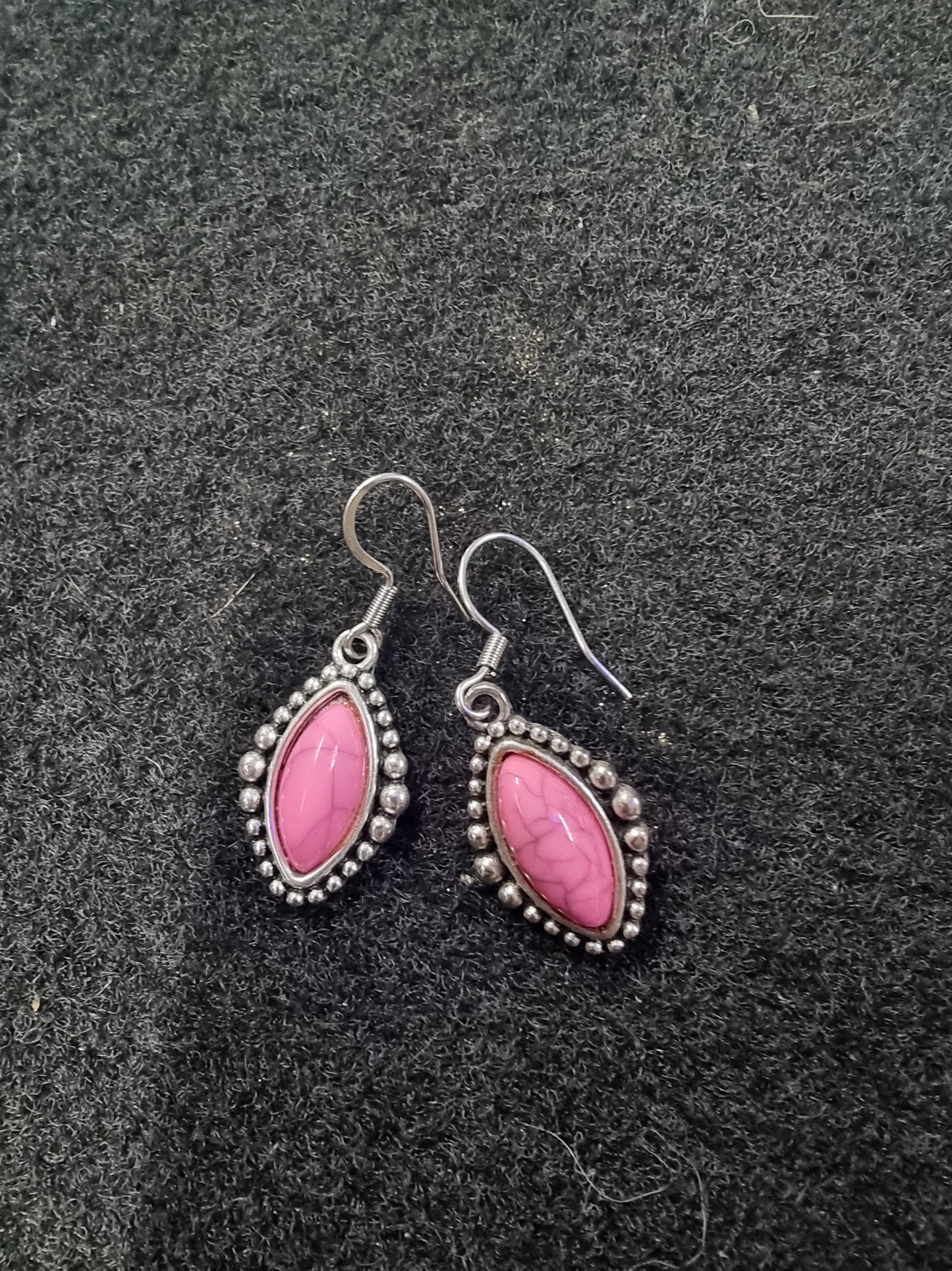 COSTUME JEWELLERY EARINGS