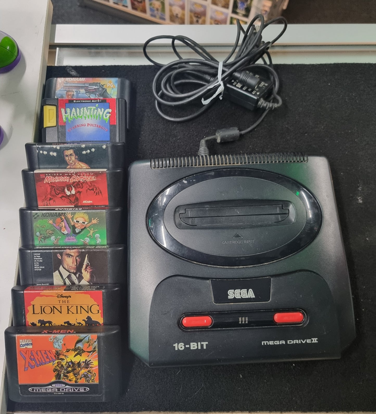 SEGA MEGA DRIVE + GAMES