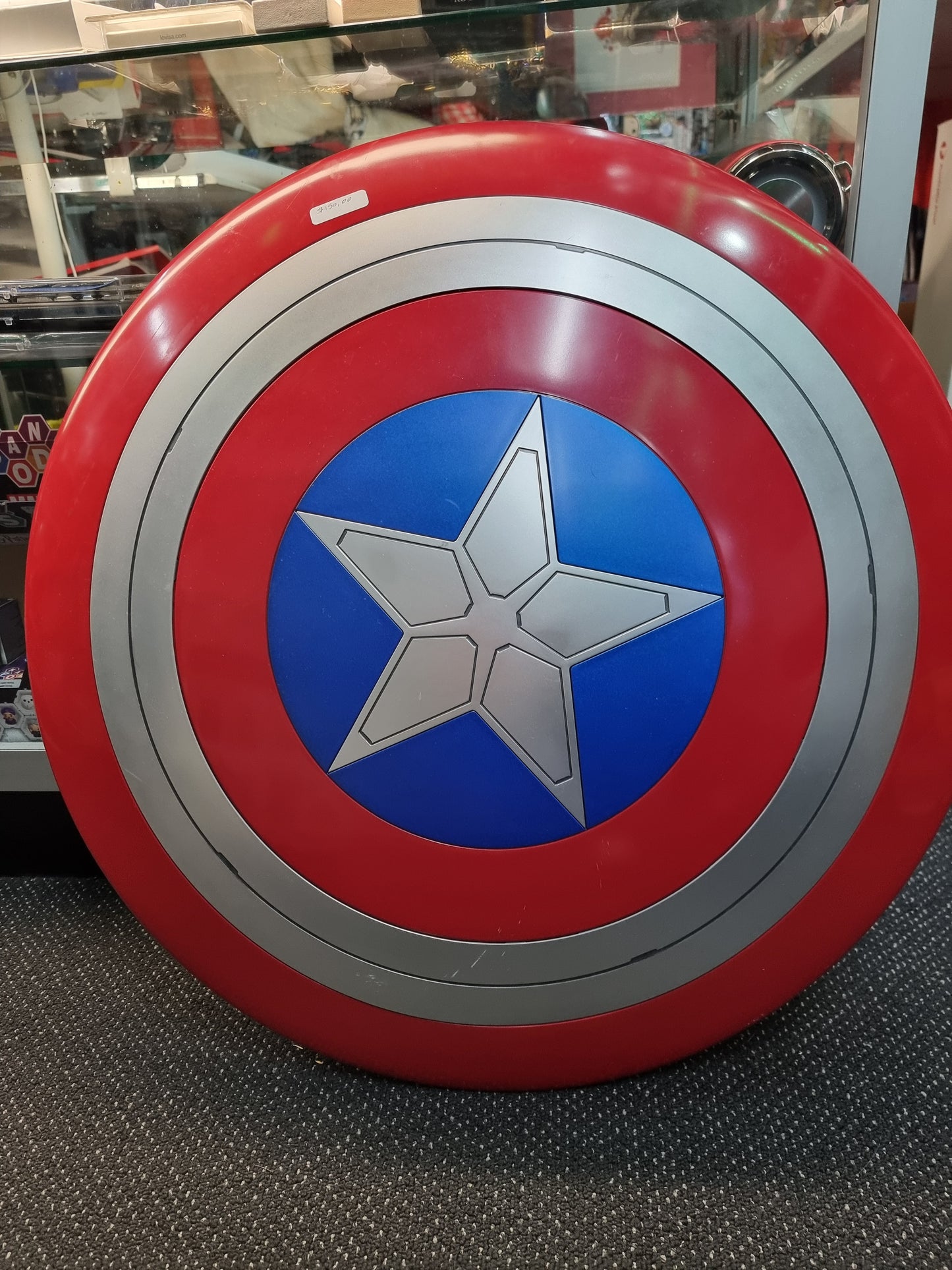 CAPTAIN AMERICA SHIELD PROP
