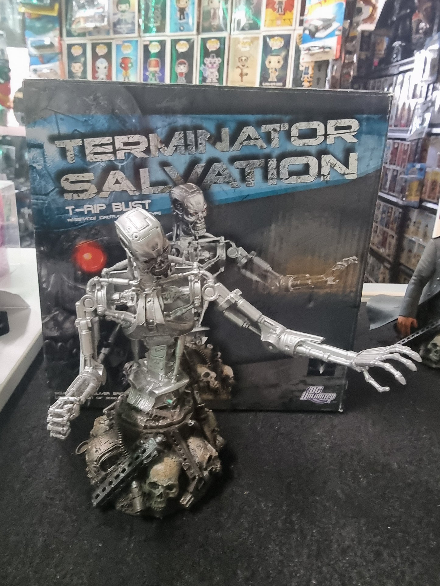 TERMINATOR SALVATION T-RIP BUST 0813/3000