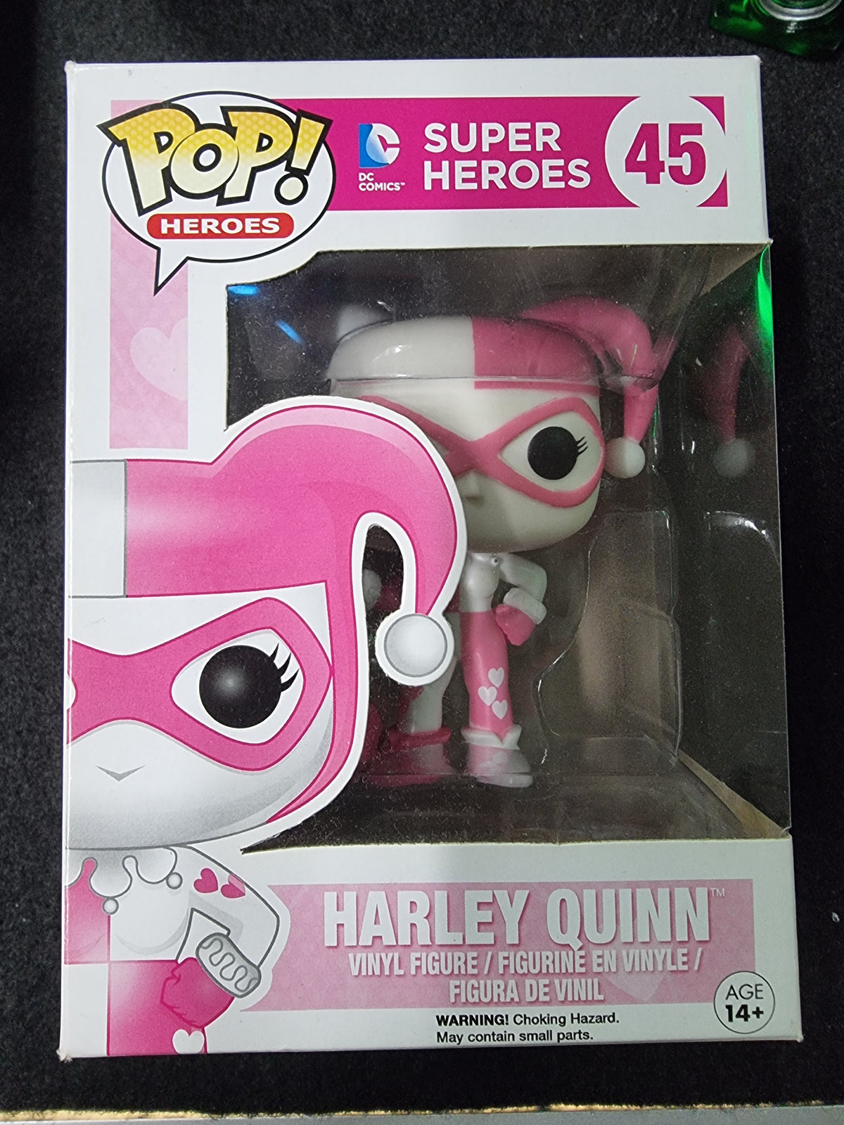 FUNKO POP SUPER HERO HARLEY QUINN #45