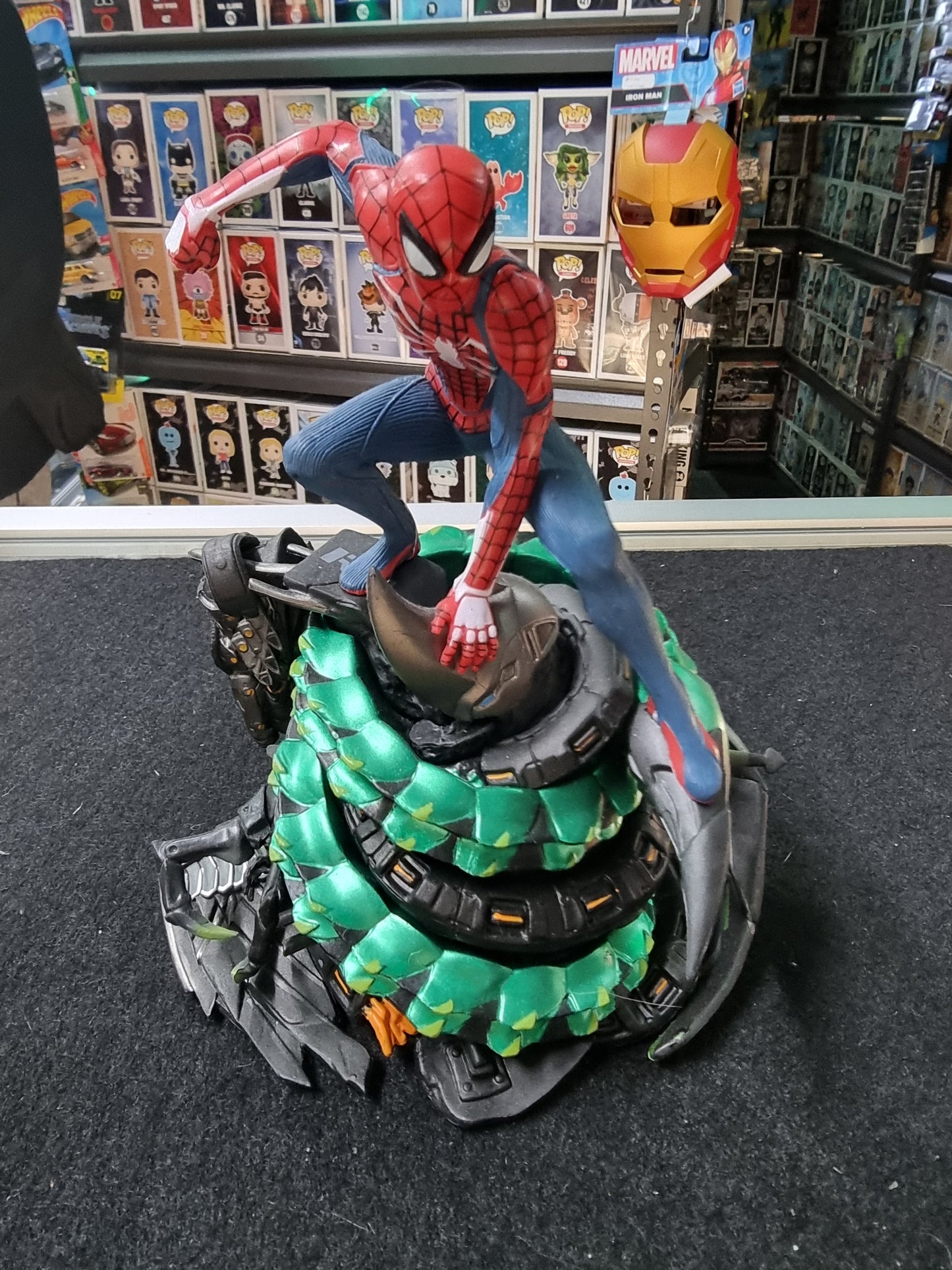 Spider-Man PS4 Game Avenger Statue 18cm PVC Model Figure