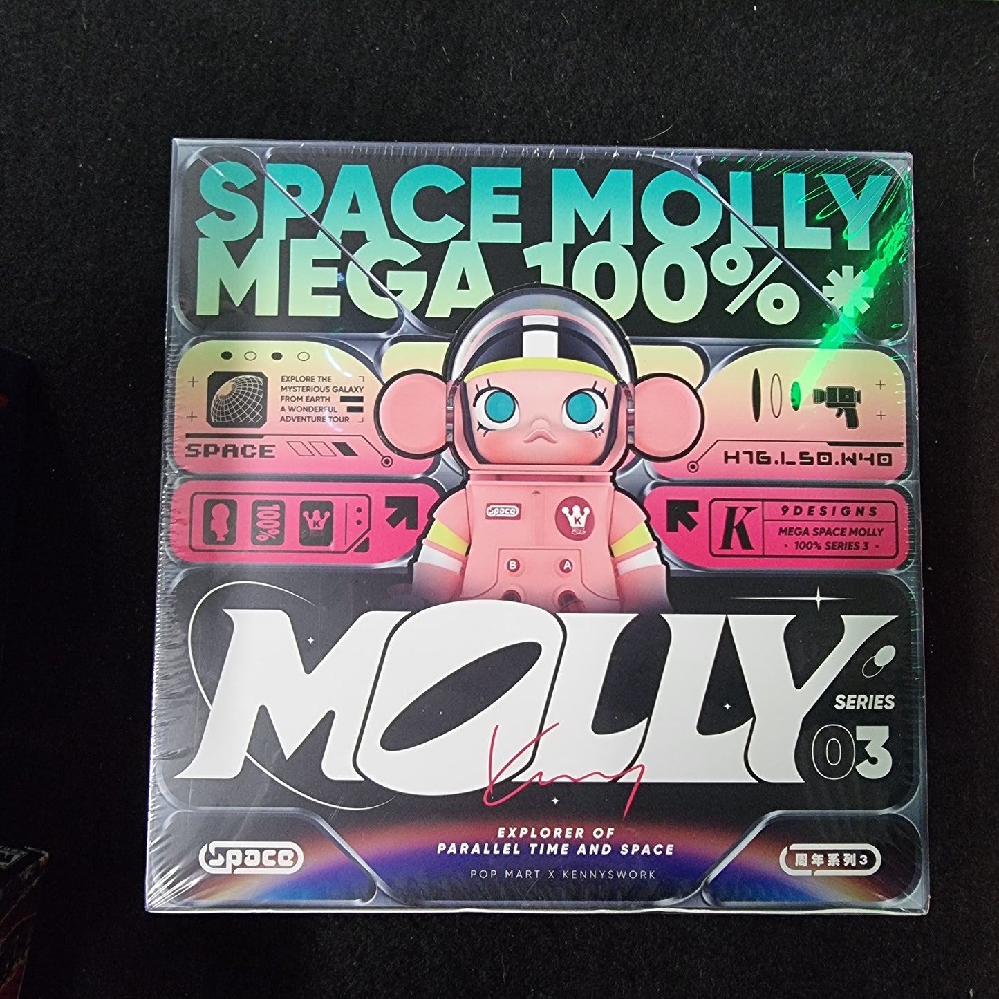 Pop Mart Mega Space Molly 100% Series 3 Box