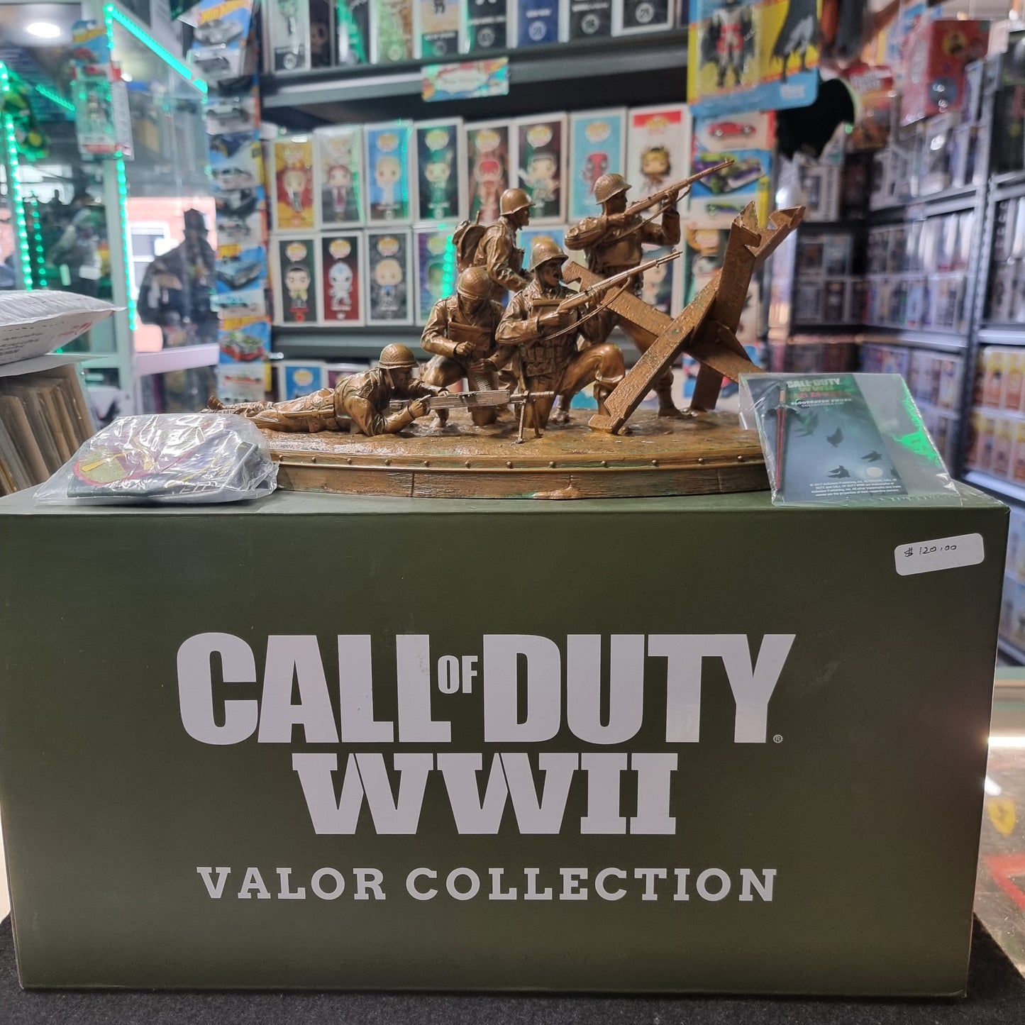 CALL OF DUTY WWII VALOR COLLECTION TRIFORCE STATUE ONLY