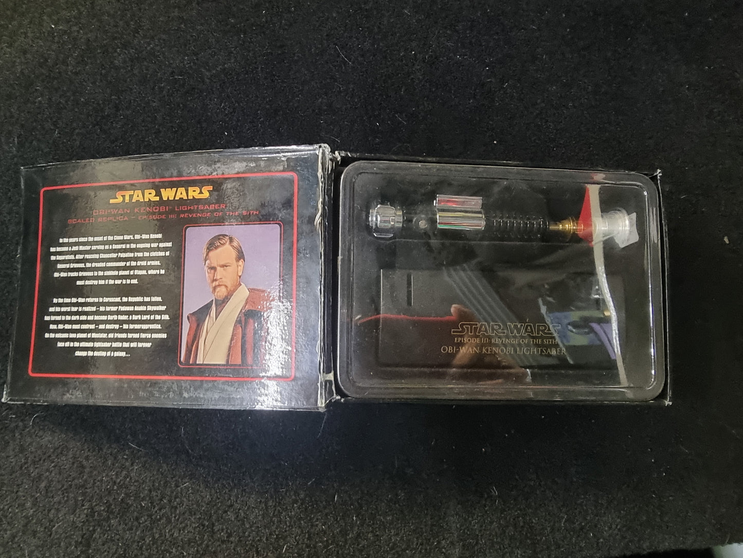 STAR WARS MASTER REPLICAS OBI-WAN KENOBI LIGHTSABER SCALED REPLICA