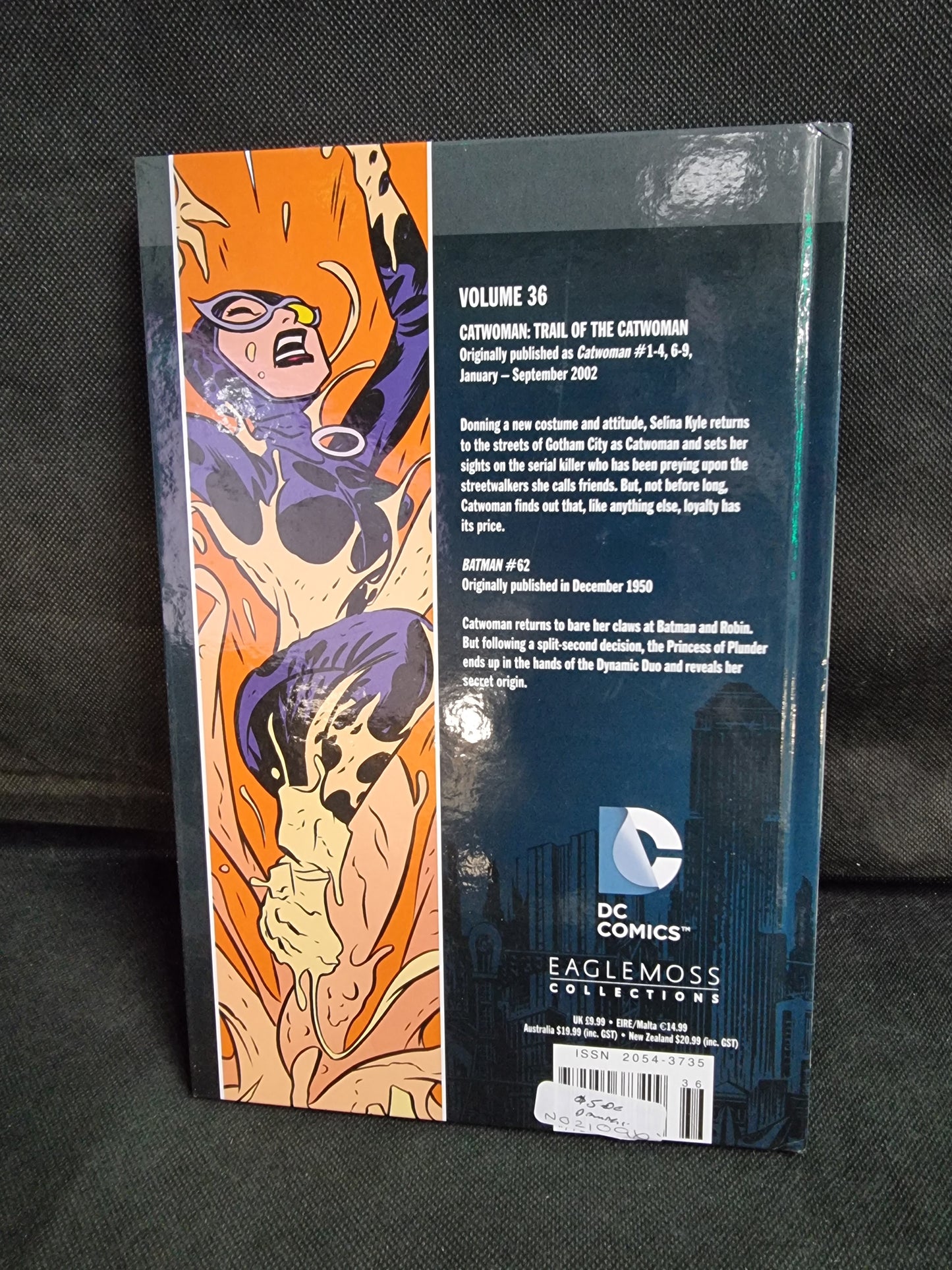 DC COMICS GRAPHIC NOVEL COLLECTION CATWOMAN TRAIL OF A CATWOMAN