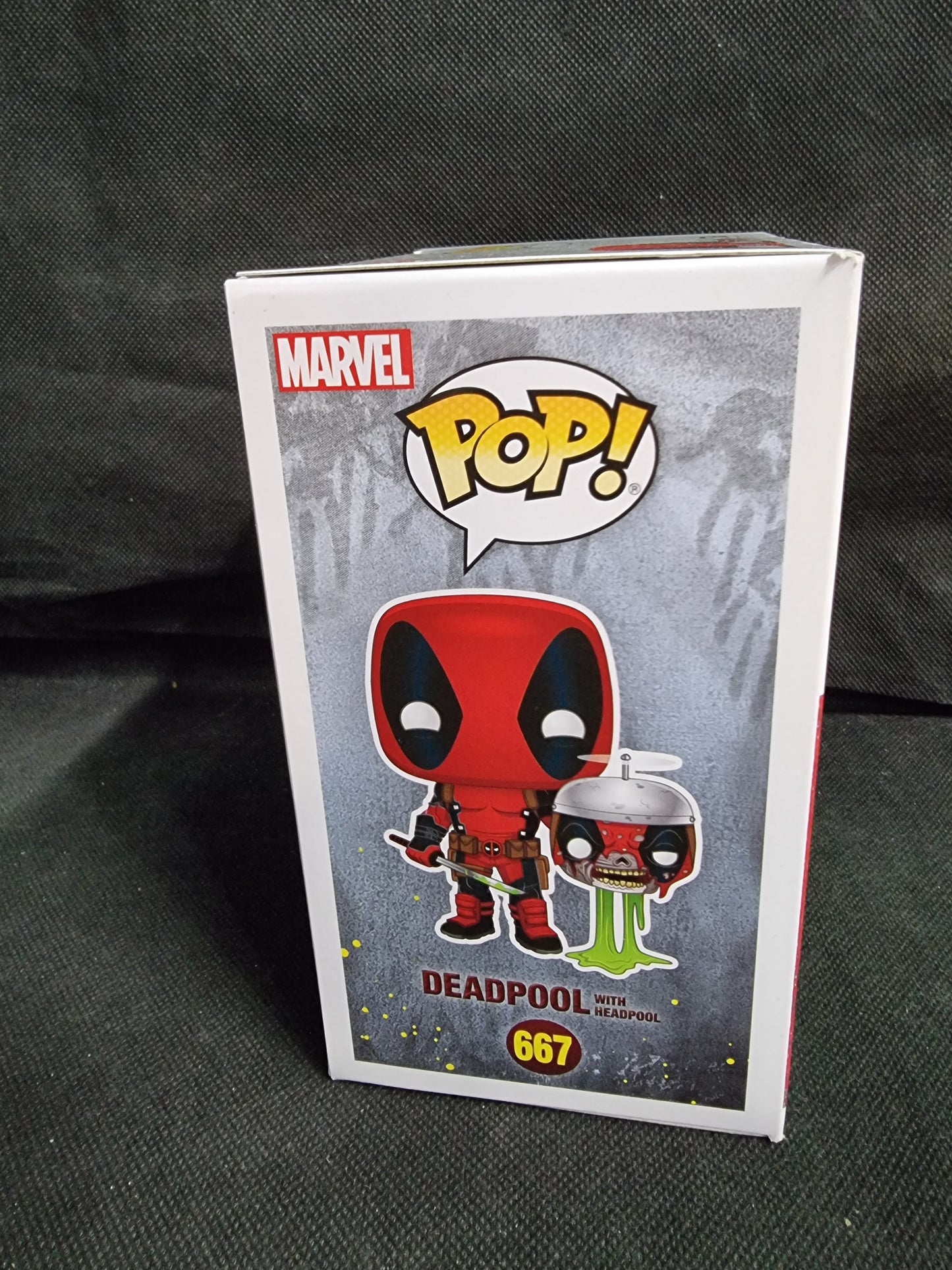 FUNKO POP MARVEL ZOMBIES DEADPOOL WITH HEADPOOL COLLECTOR CORP EXCLUSIVE #667