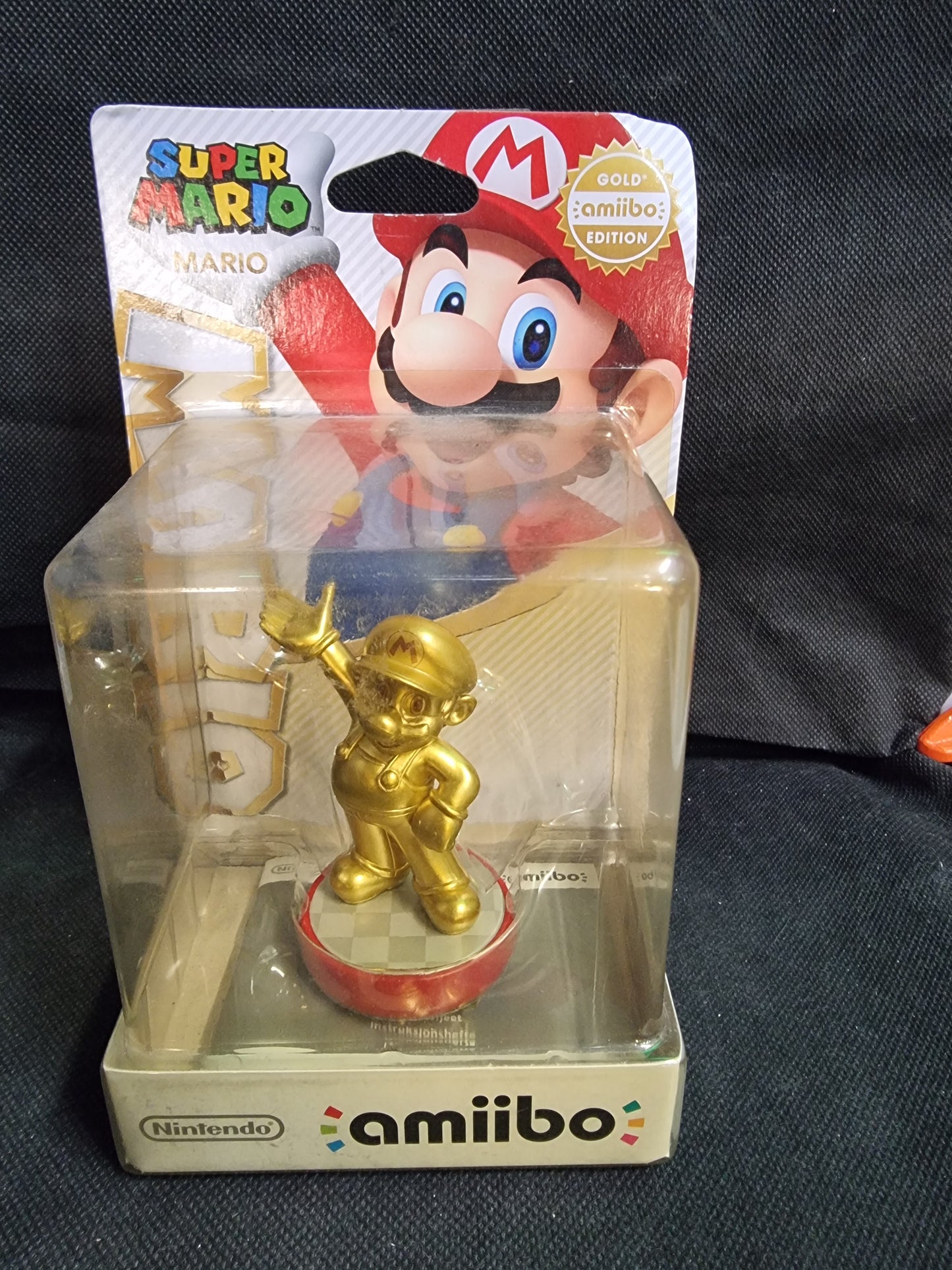NINTENDO AMIIBO SUPER MARIO GOLD EDITION
