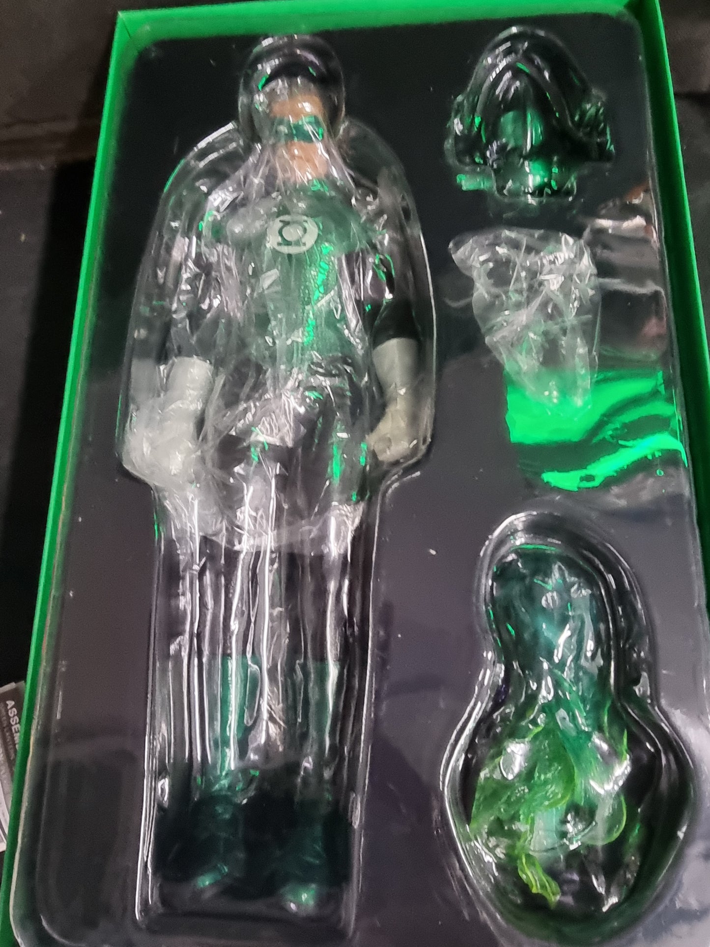 SIDESHOW SIXTH SCALE GREEN LANTERN FIGURE