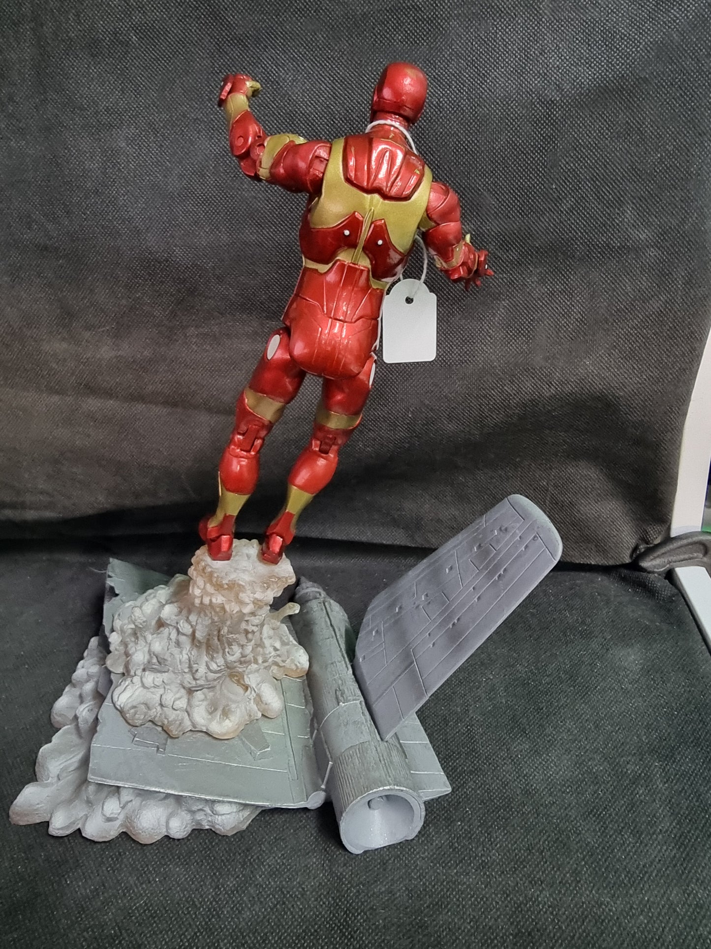 MARVEL SELECT BLEEDING EDGE IRON MAN 7" FIGURE (NO BOX)