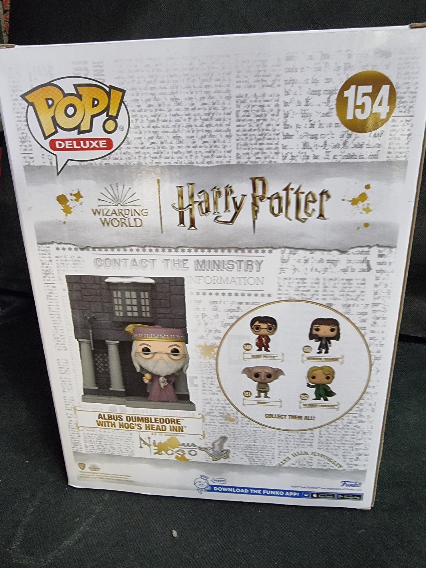 FUNKO DELUXE HARRY POTTER ALBUS DUMBLEDORE WITH HOG'S HEAD INN #154