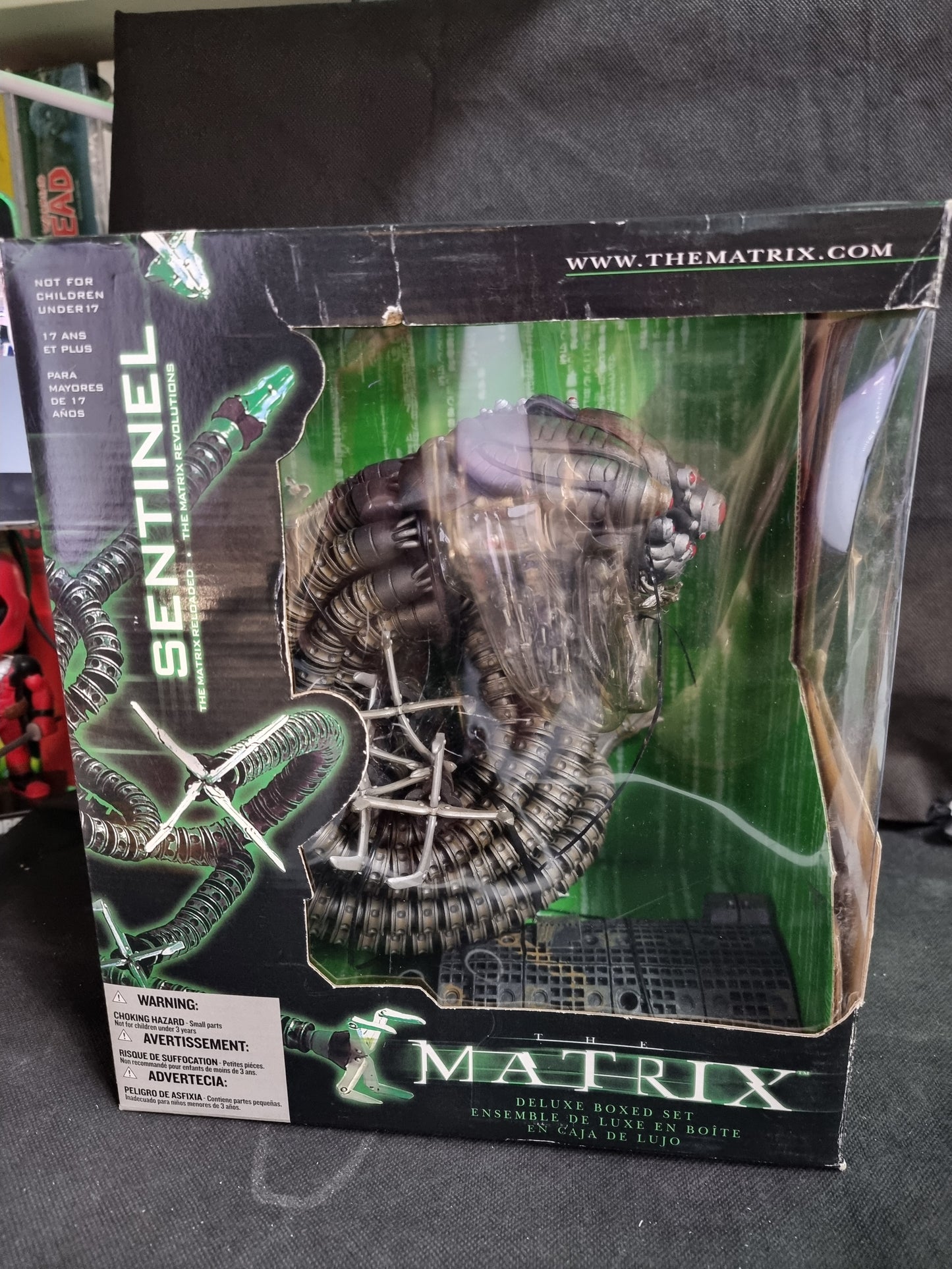 2003 THE MATRIX DELUXE BOXED SET ACTION FIGURE SENTINEL
