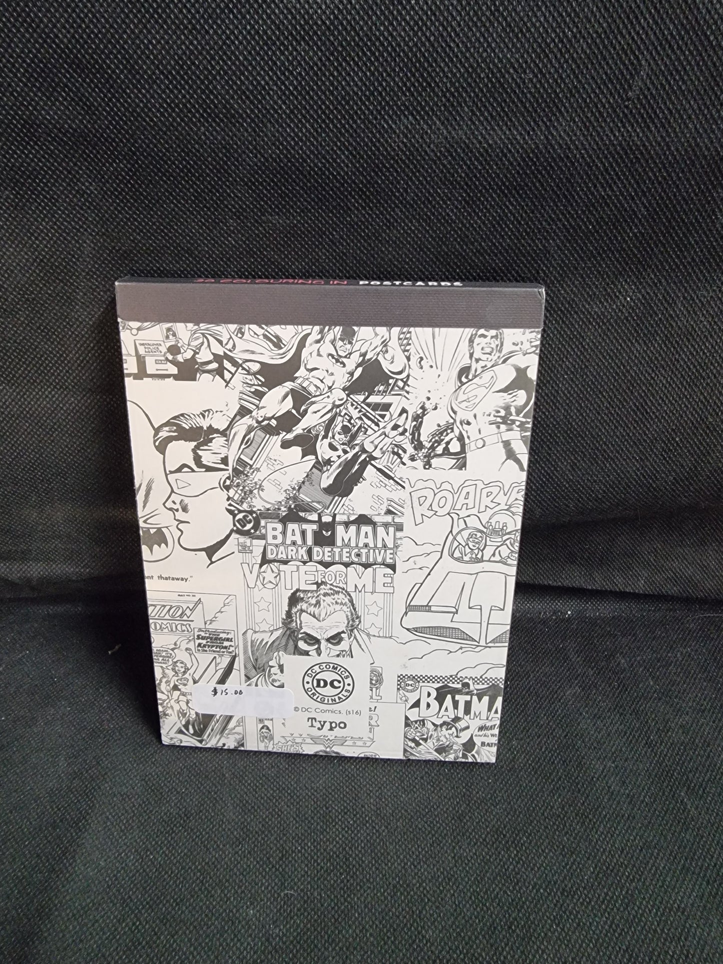 DC COMICS 20 COLOURING IN POSTCARDS
