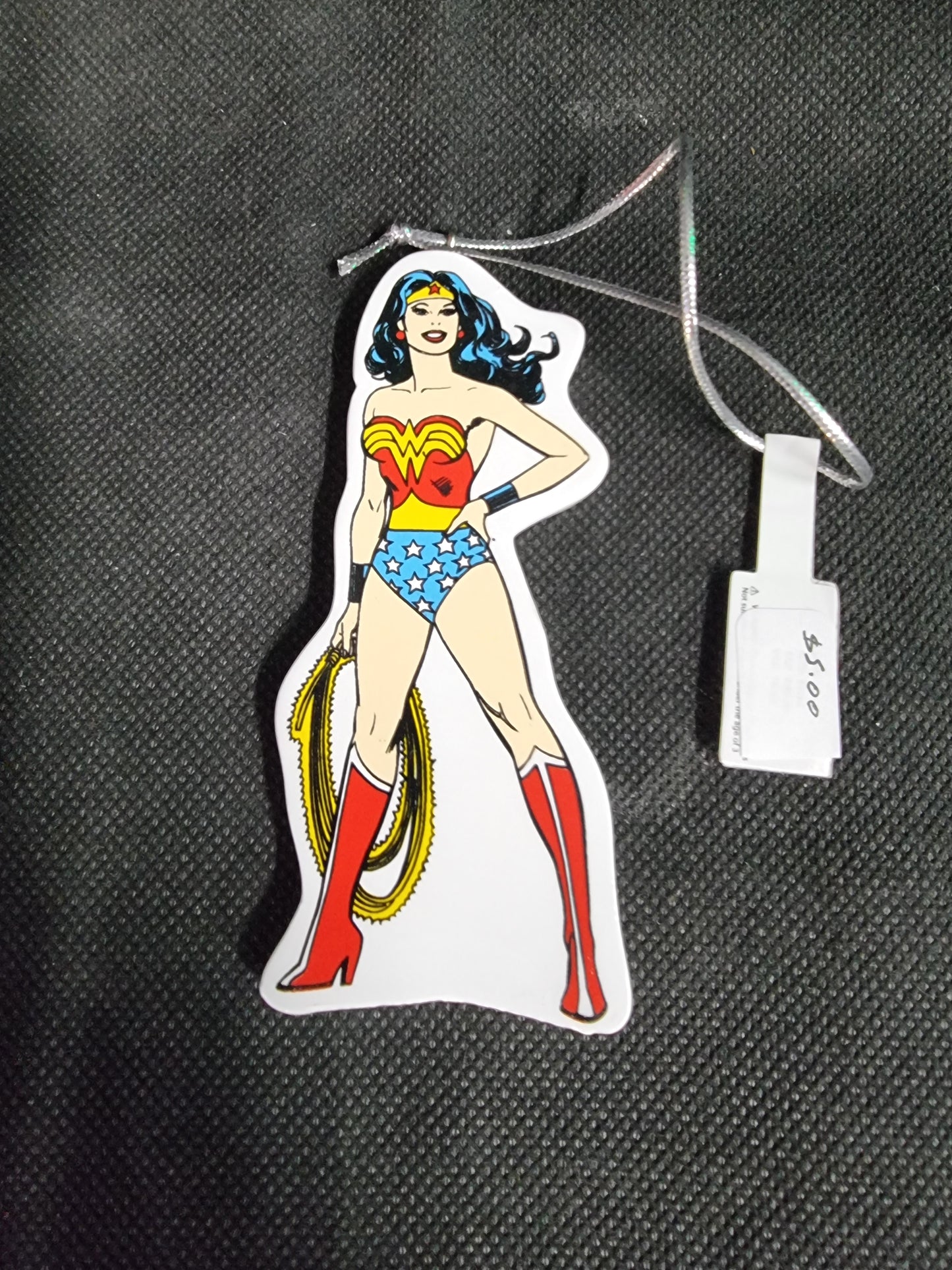 WONDER WOMAN CHRISTMAS ORNAMENT