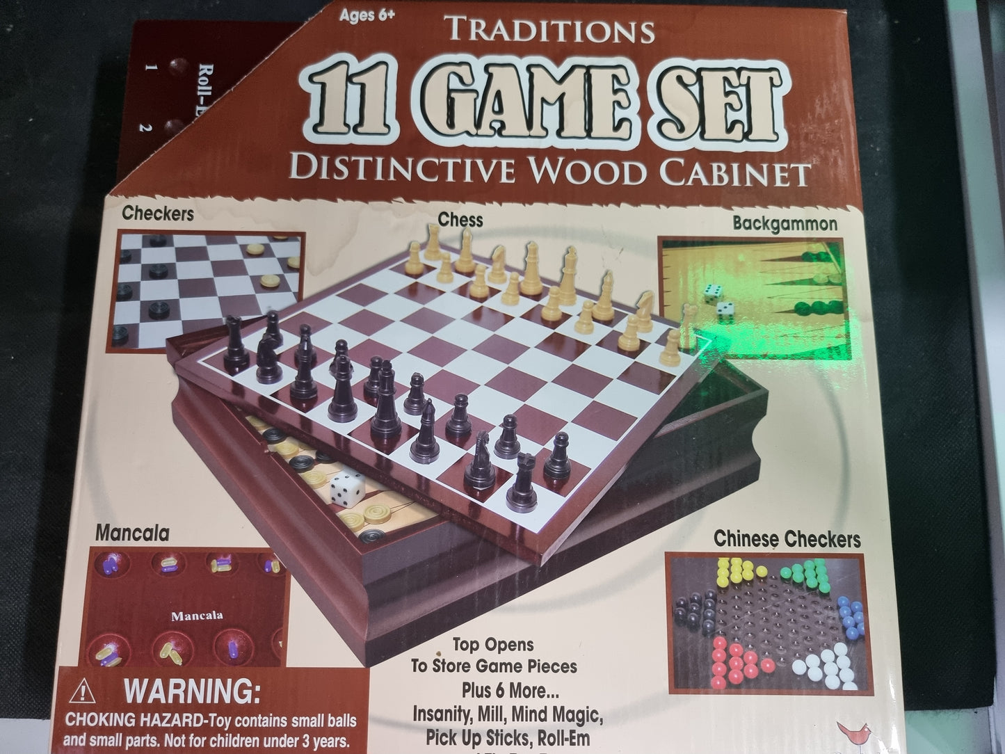 11 GAME SET DISTINCTIVE WOOD CABINET BOARD GAMES (USED)