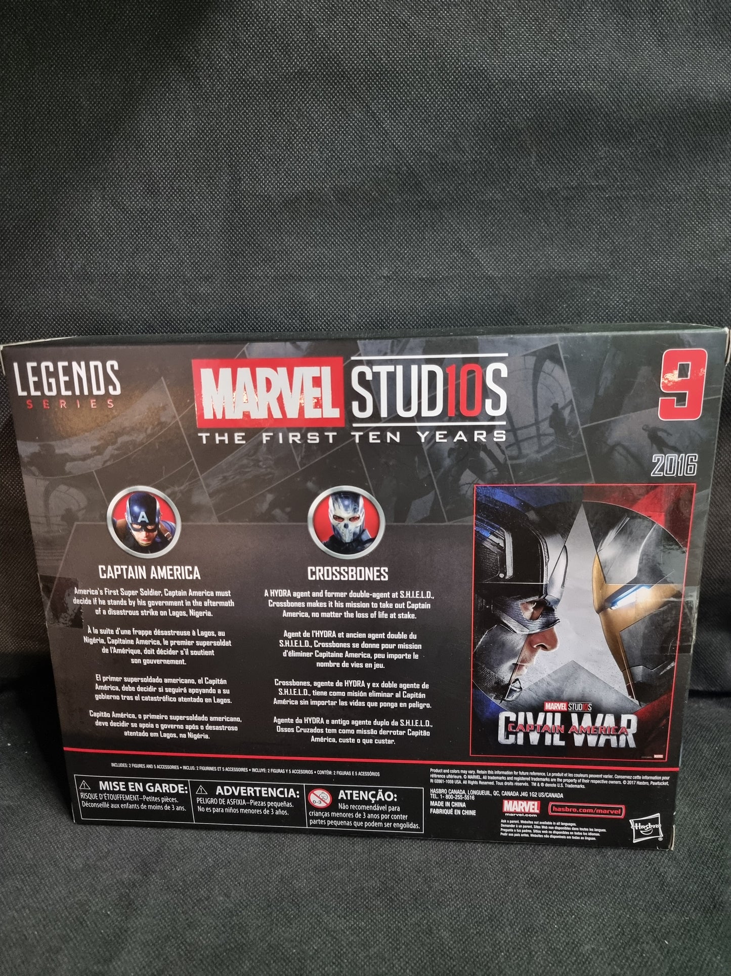 Marvel Legends Series Civil War Captain America / Crossbones Action Figure Set