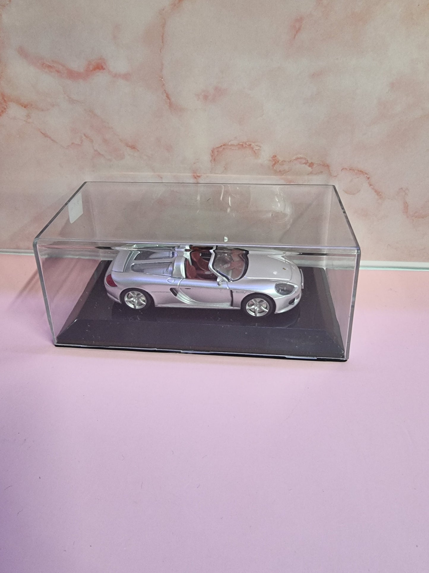 1/43 SCALE CLASSIC 2005 PORSCHE CARRERA GT SPORTS CAR DIECAST Captain Comics and Collectables Pty Ltd