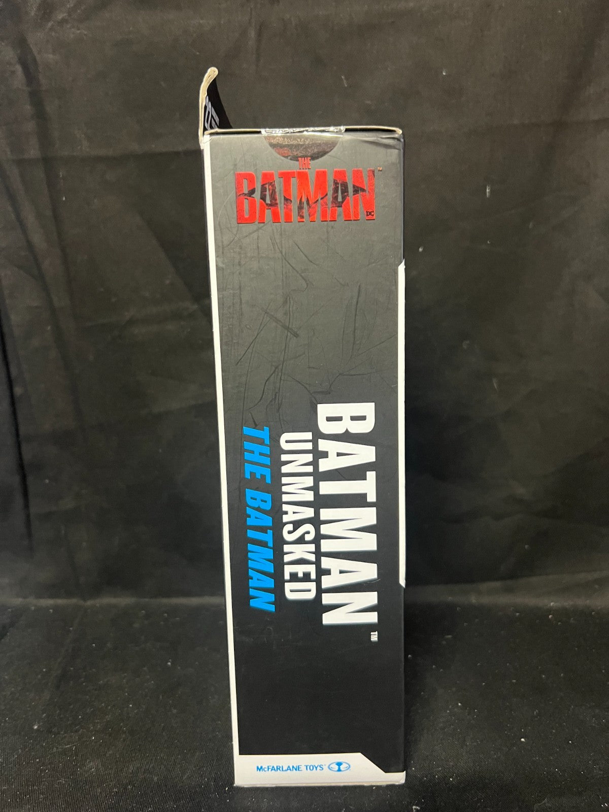 The Batman (2022) - Batman (Unmasked) DC Multiverse 7” Scale Action Figure