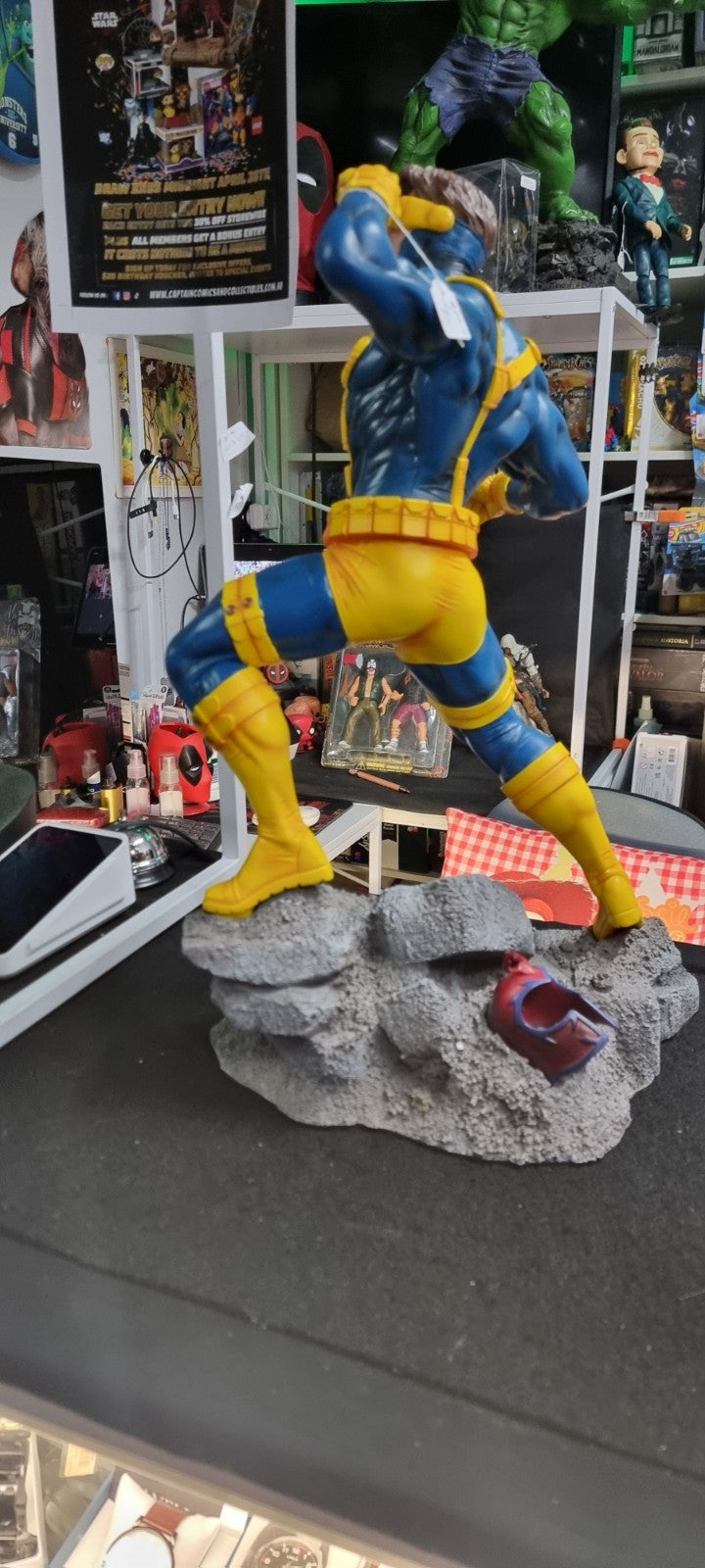 SIDESHOW CYCLOPS PREMIUM FORMAT FIGURE STATUE X-MEN MARVEL TOY JEAN GREY