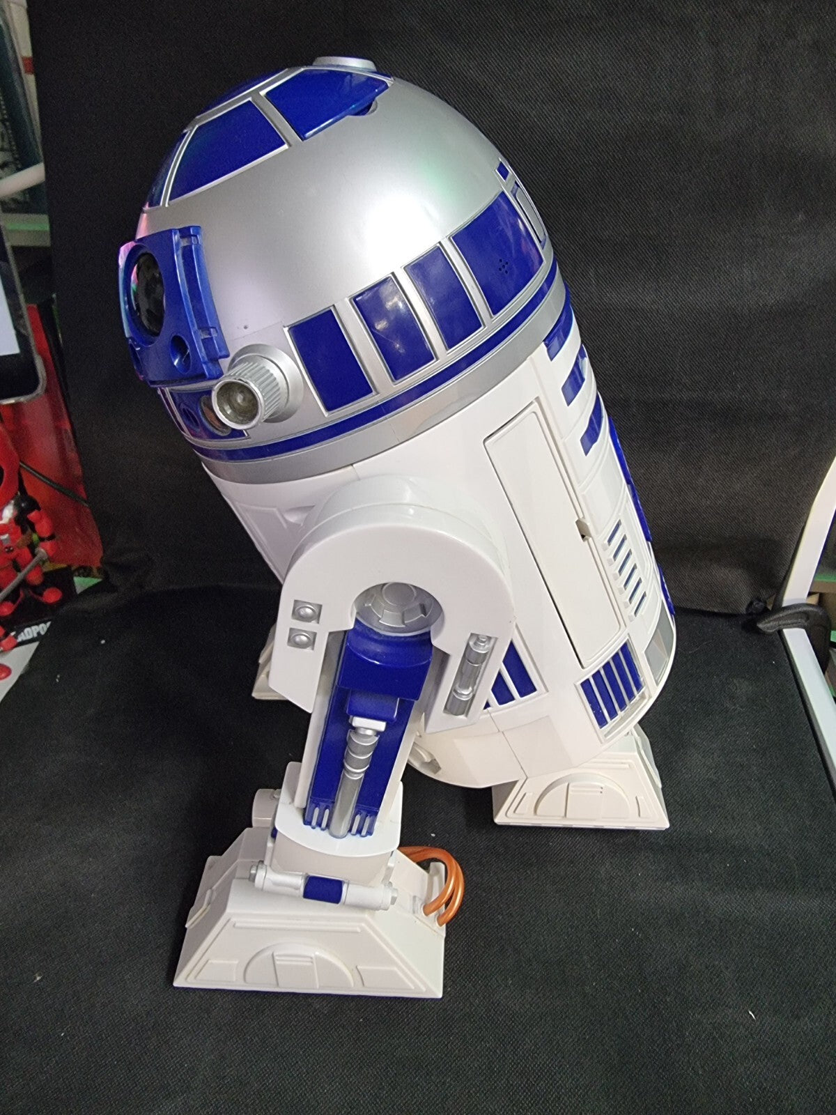 Star Wars Electronic R2-D2. 40cm High (Not Working) Prop only
