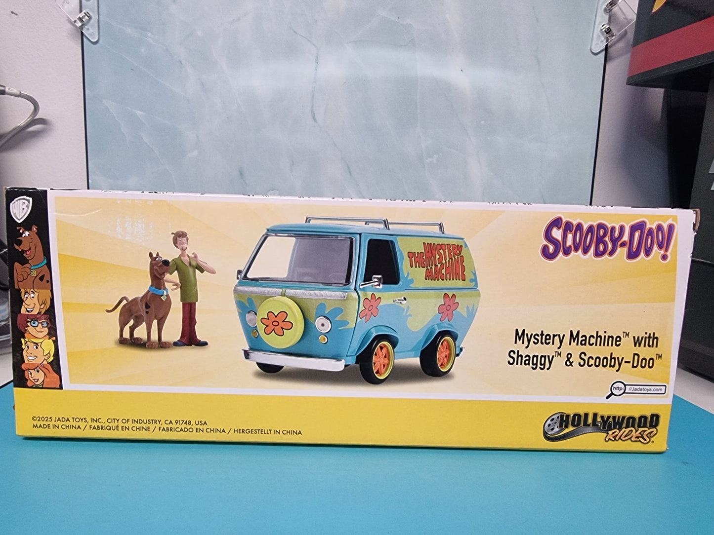 Scooby Doo - Shaggy, Scooby-Doo & Mystery Machine 1/24th Scale Die-Cast Vehicle