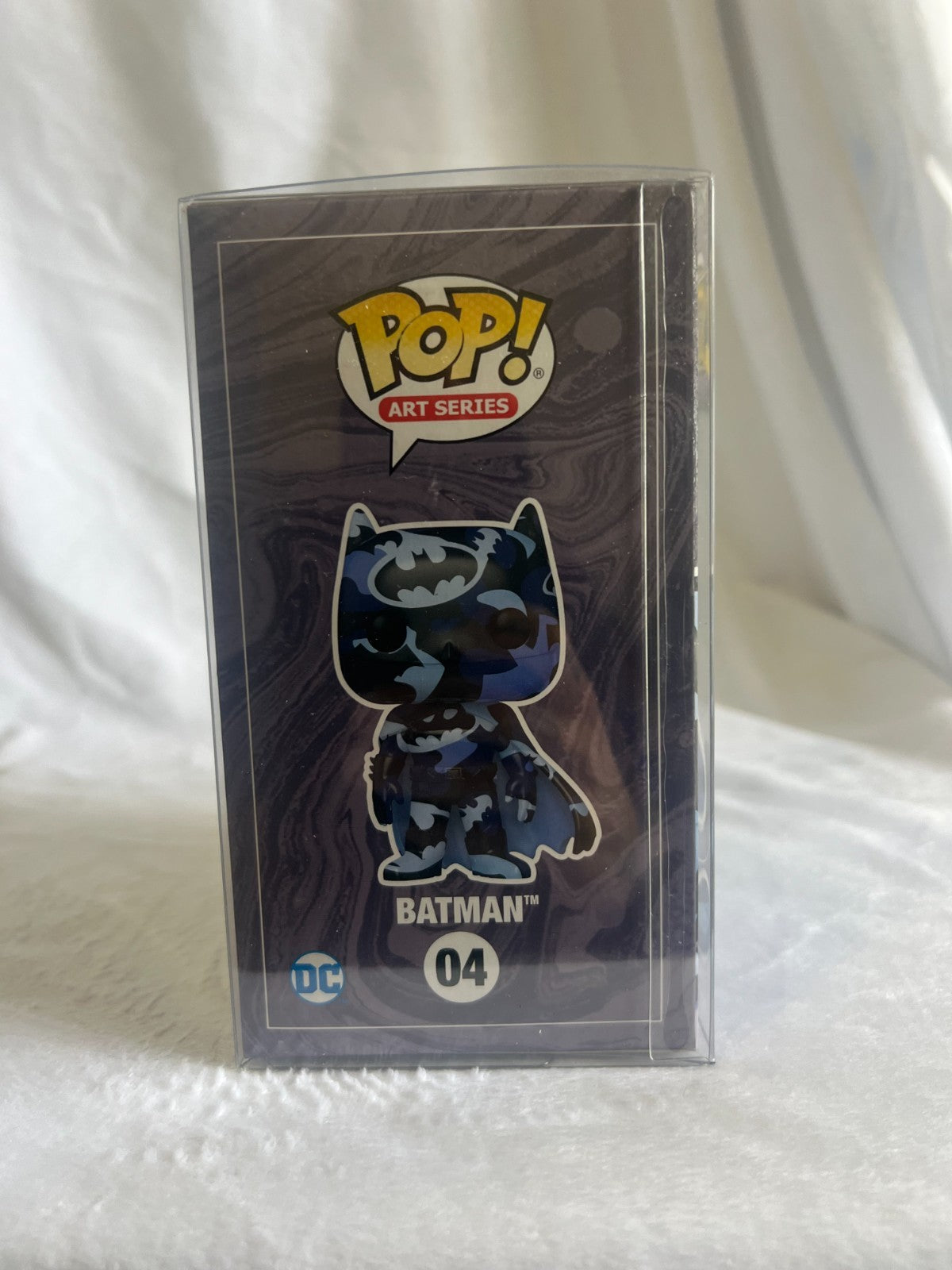 FUNKO POP VINYL DC BATMAN ARTIST SERIES BLACK & BLUE #04 EXCLUSIVE
