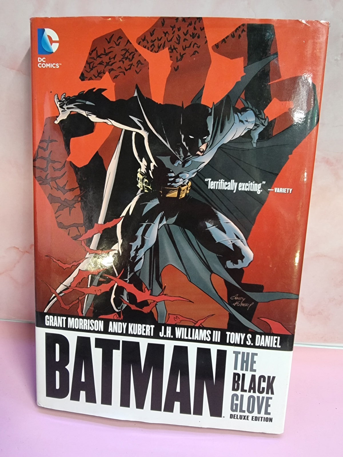 Batman: The Black Glove Deluxe Edition, Morrison, Grant