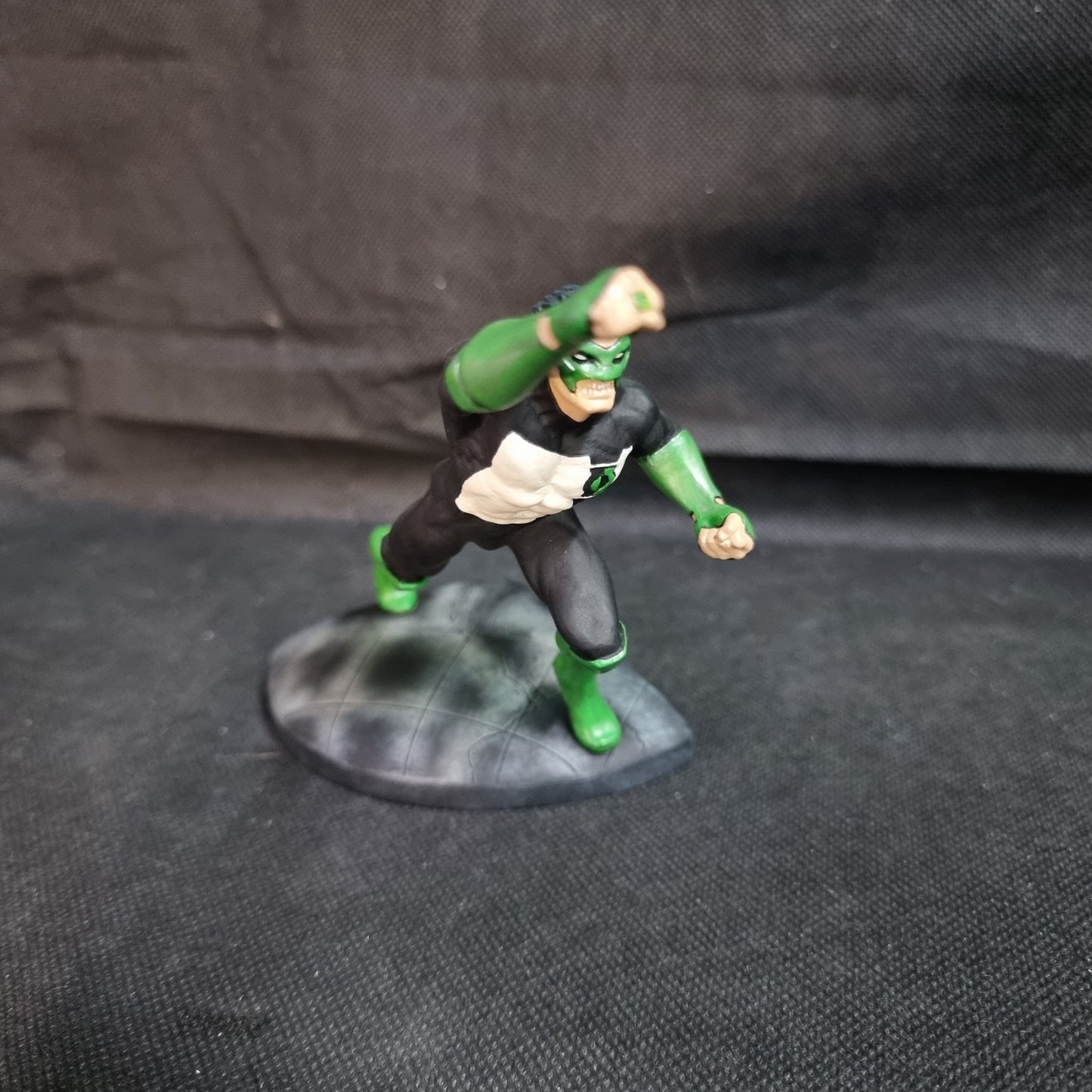 DC DIRECT Green Lantern Kyle Rayner Mini-Statue Figure LOT # 743