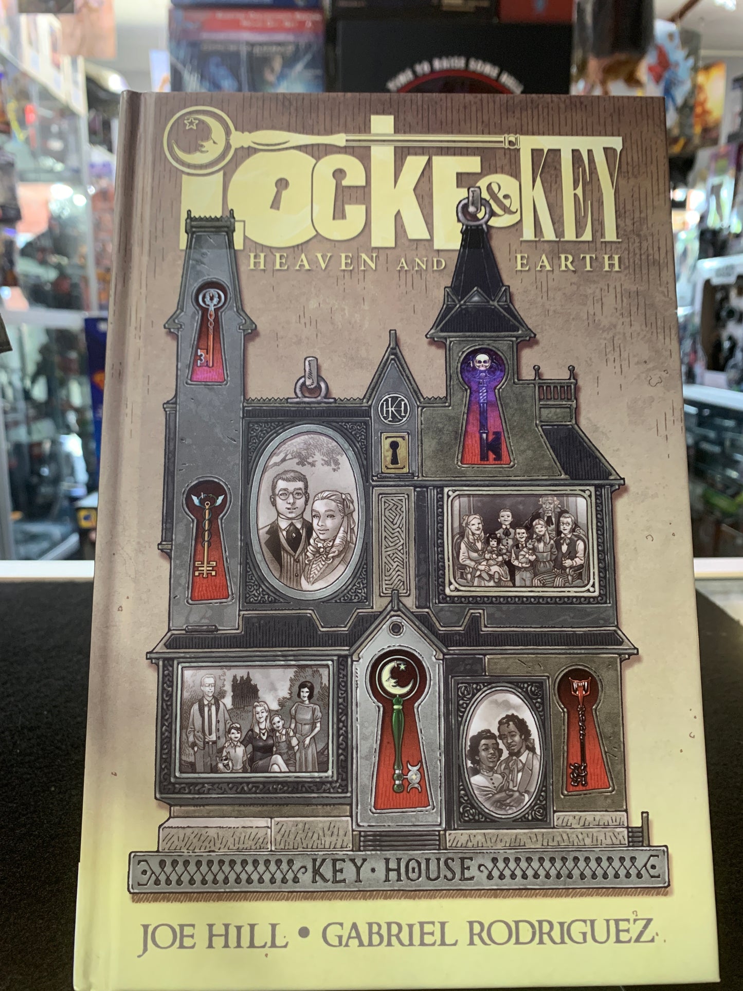 Locke and key heaven and earth graphic novel