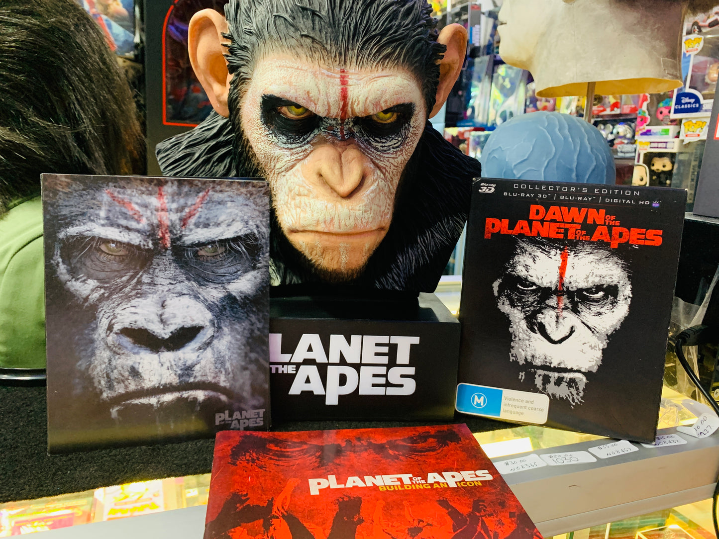 Planet of the apes bust with movies and art work no box