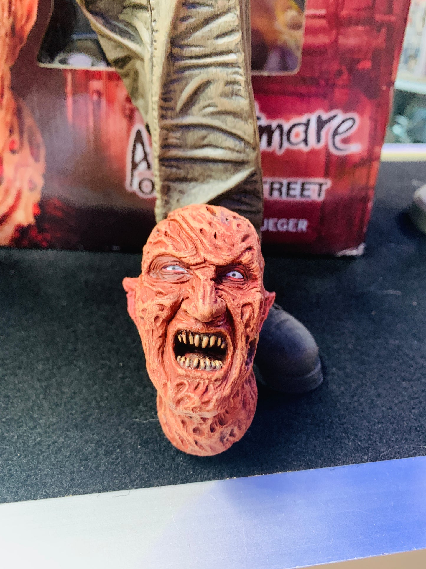 Freddy Krueger 18 inch motion activated sound with second head