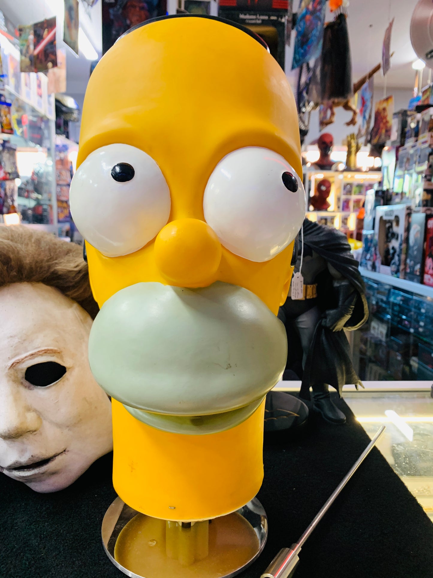 Homer Simpson head about 40cm high pretty cool item second hand