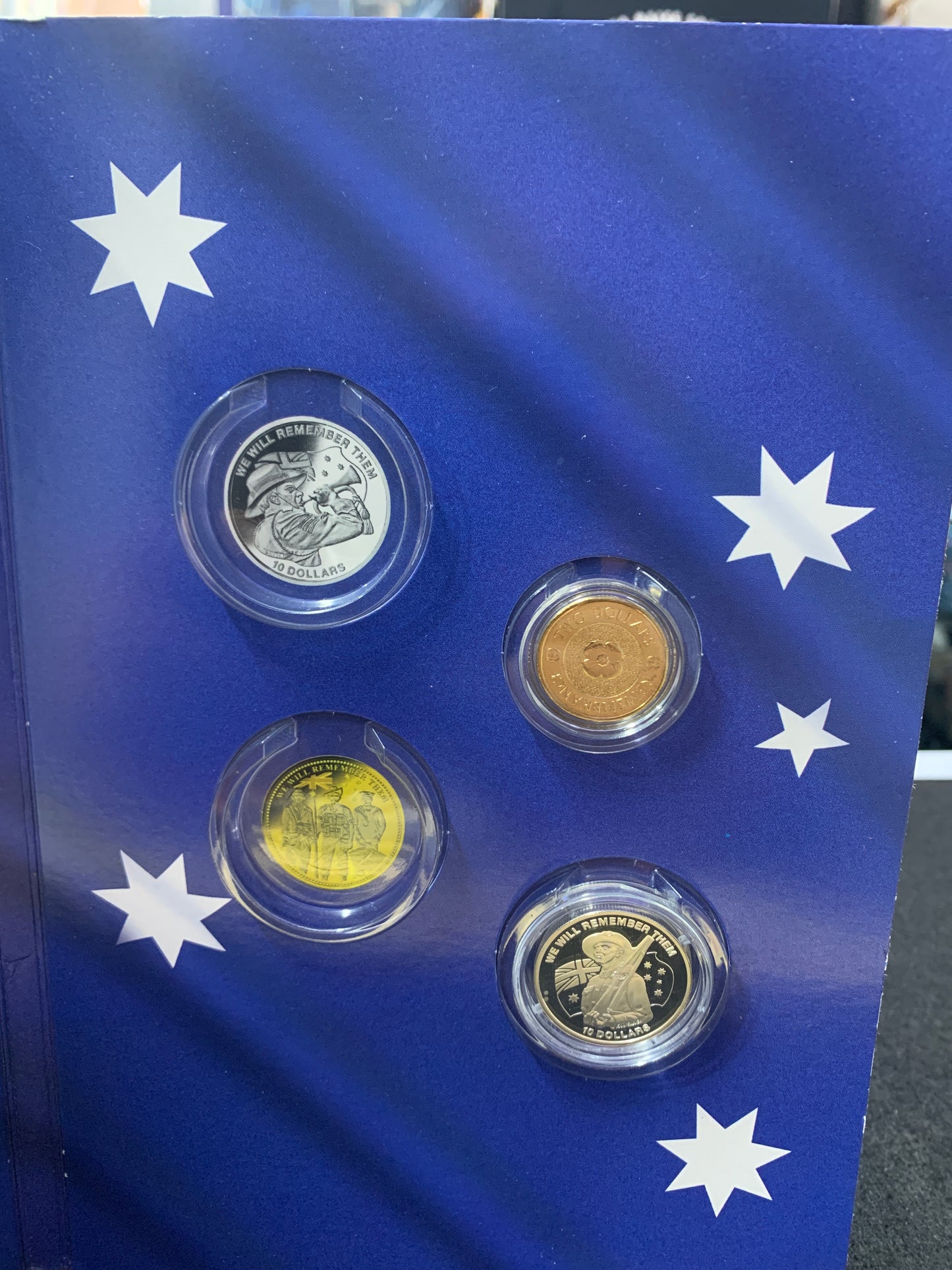 2013 we will remember them 10 dollars coin - 1036