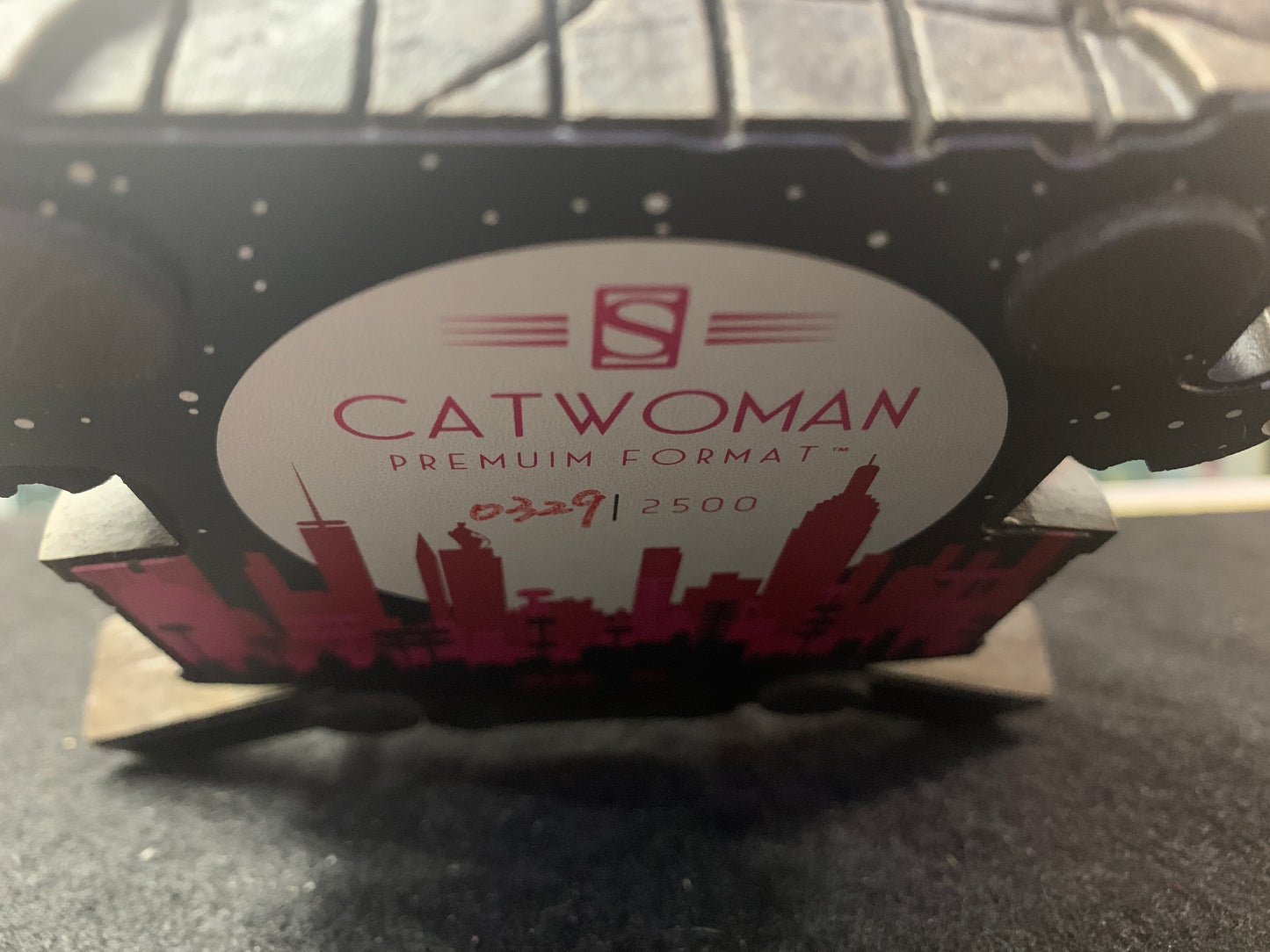 Cat Women sideshow numbered premium format