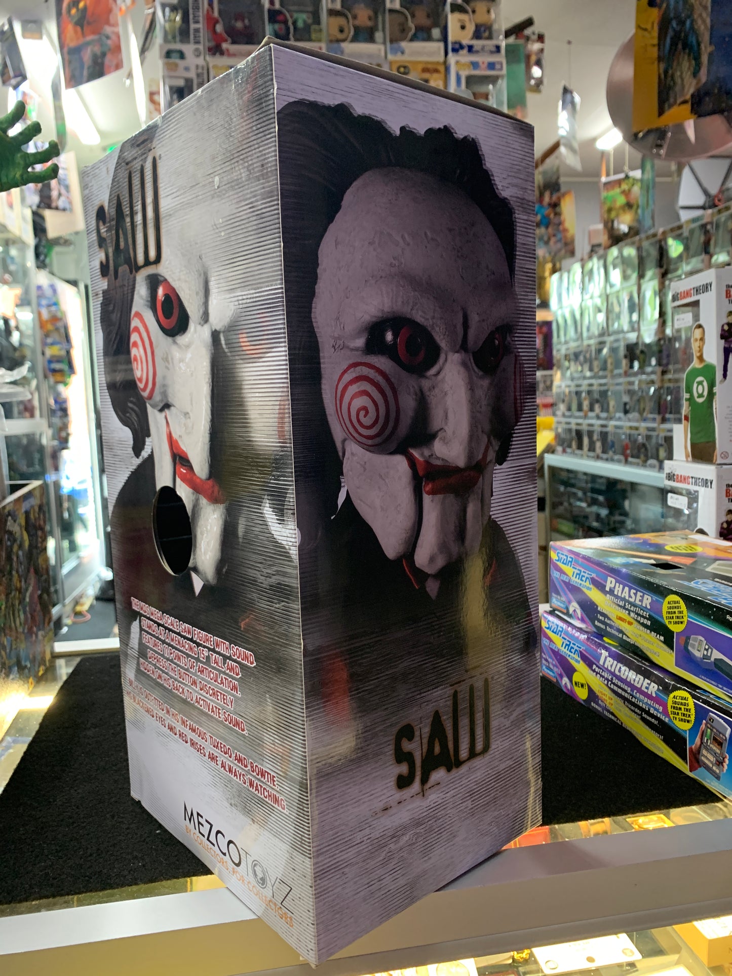 Saw Mega scale figure with sound 15 inch