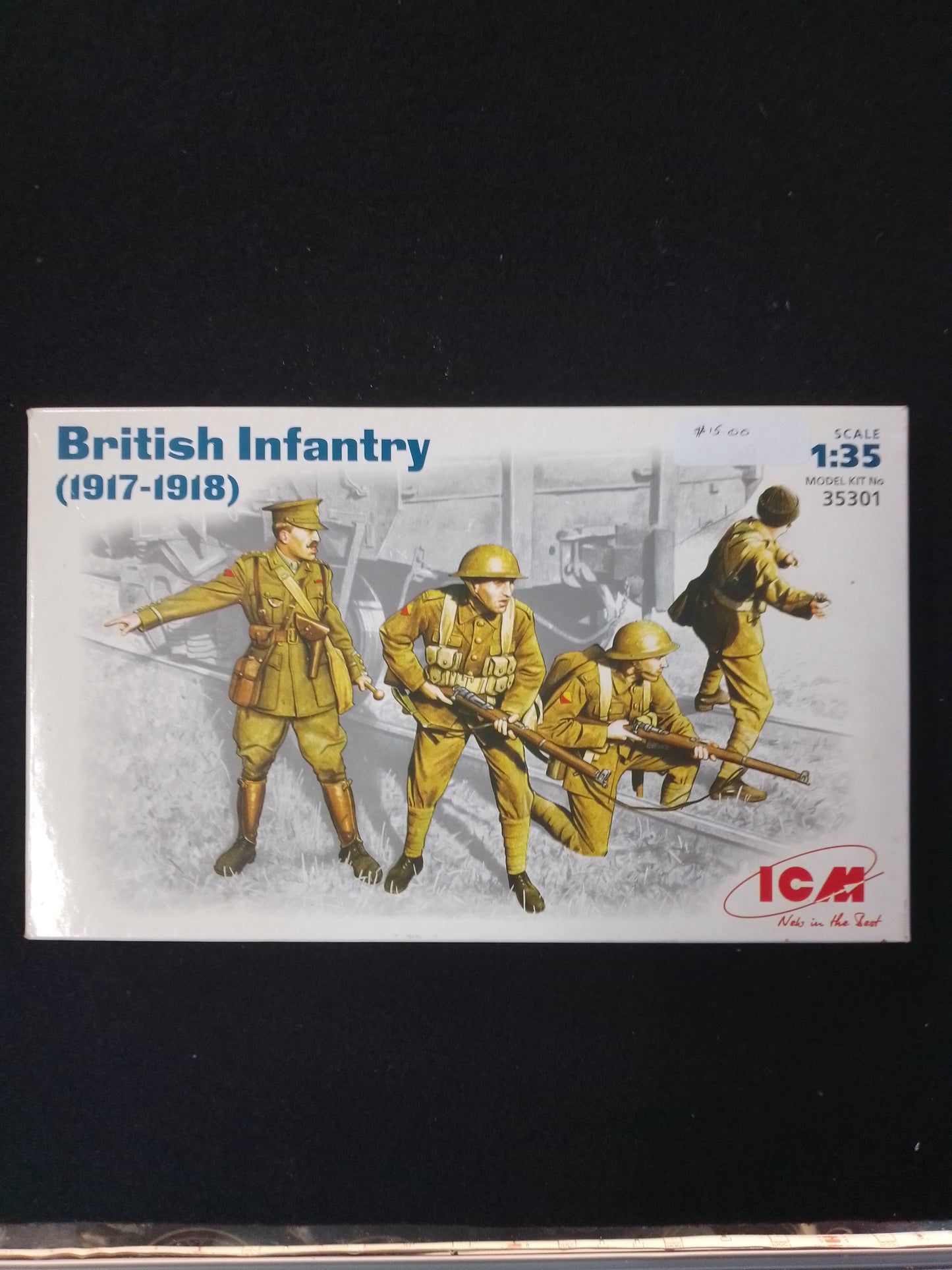 ICM35301 ICM 1/35 British Infantry 1917-1918 WWI 4 figures plastic model - N08640
