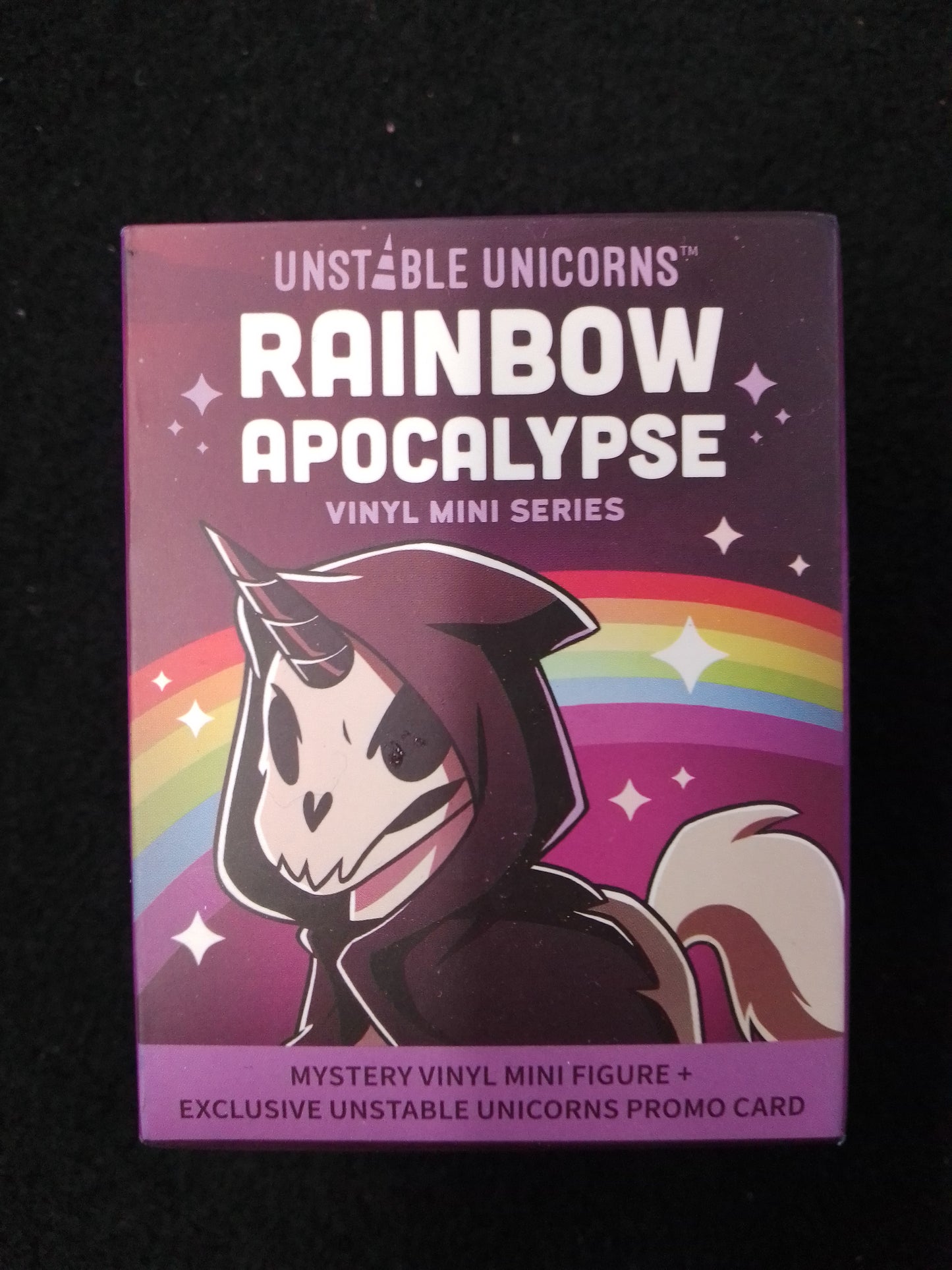 Unstable Unicorns - Rainbow Apocalypse Vinyl Mini Series Blind Figure (Single Box)