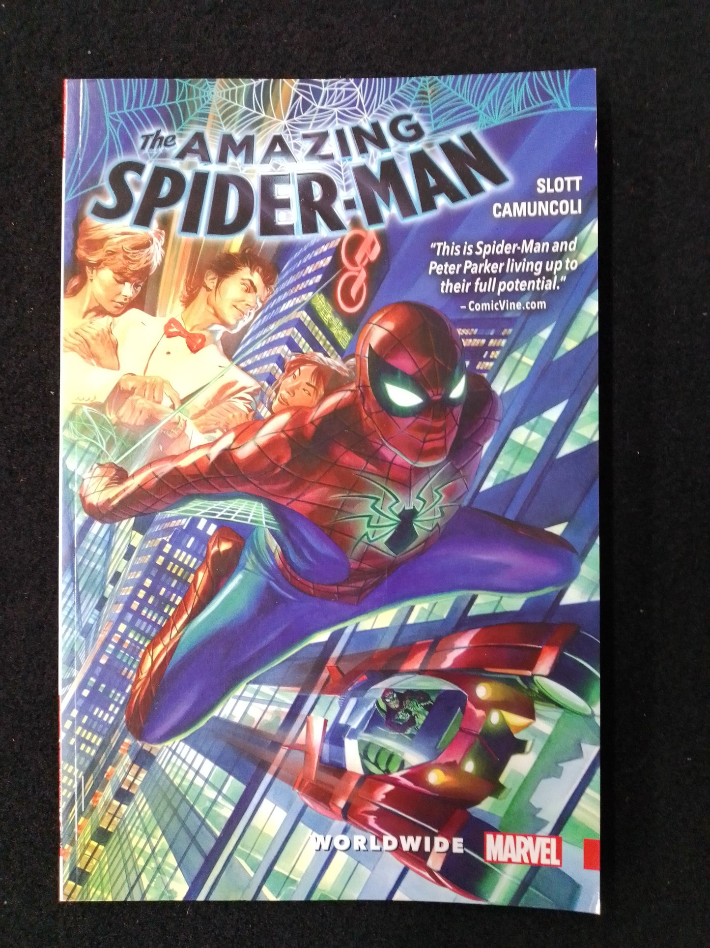 Marvel - The Amazing Spiderman Worldwide #1 Graphic Novel - N09303