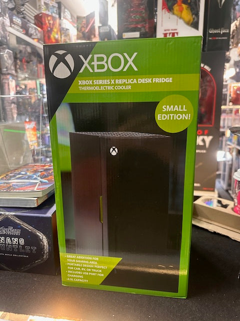 Ukonic Xbox Series X Replica Mini Fridge