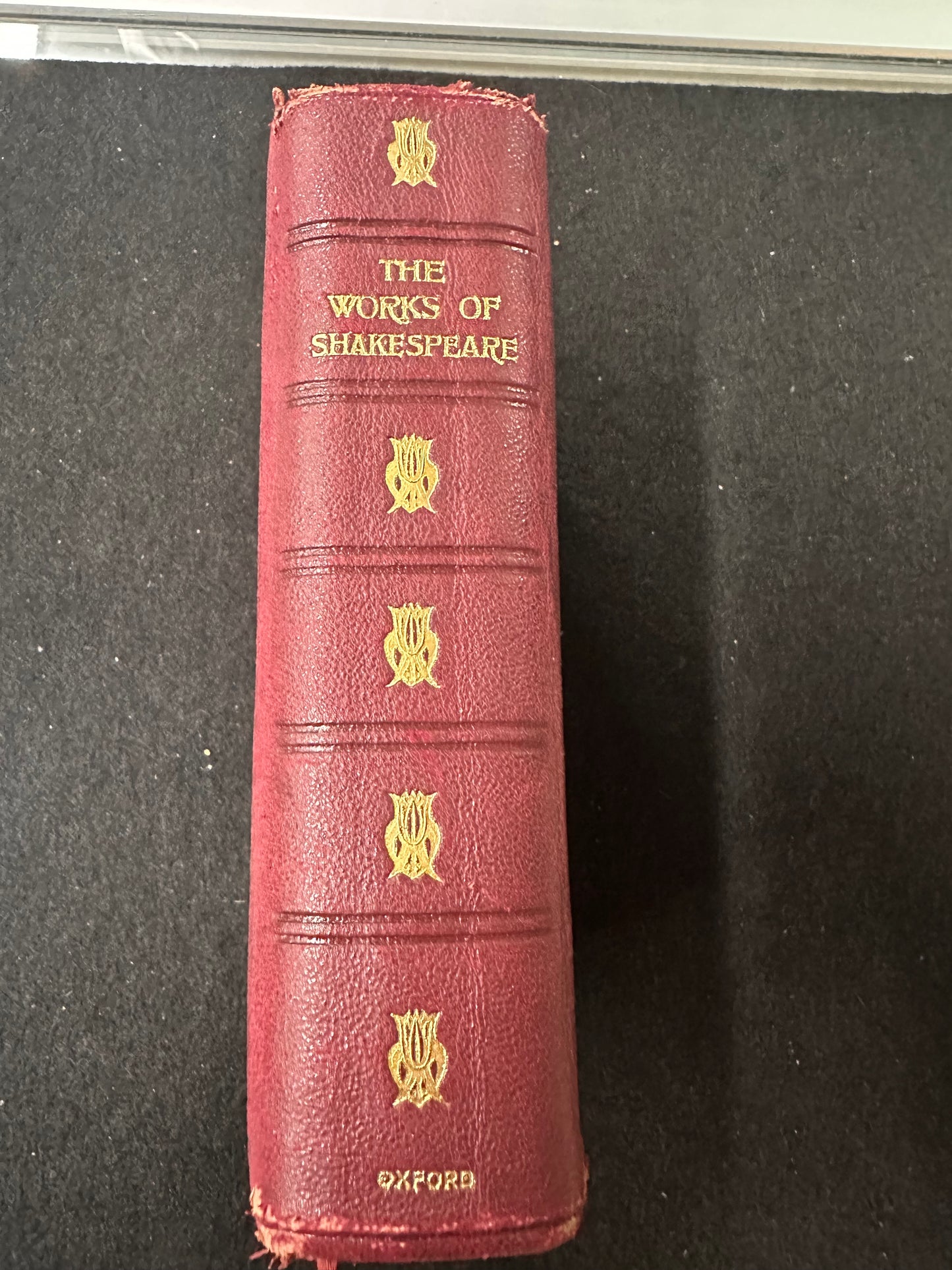 THE WORKS OF SHAKESPEARE