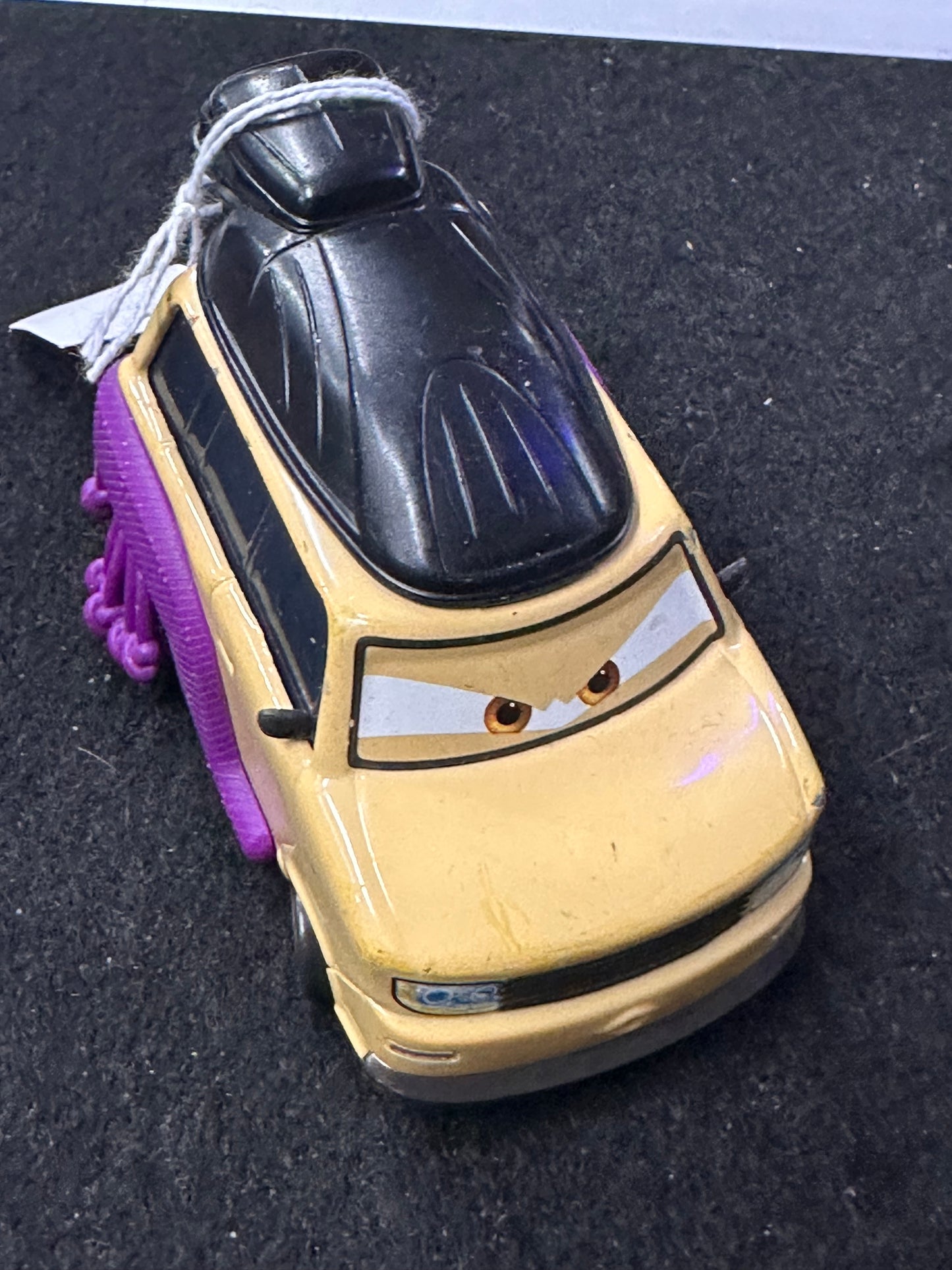 DISNEY CARS DELUXE KINGPIN