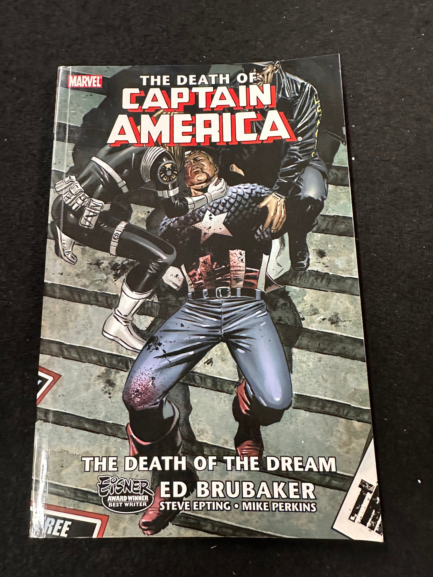 THE DEATH OF CAPTAIN AMERICA THE DEATH OF THE DREAM