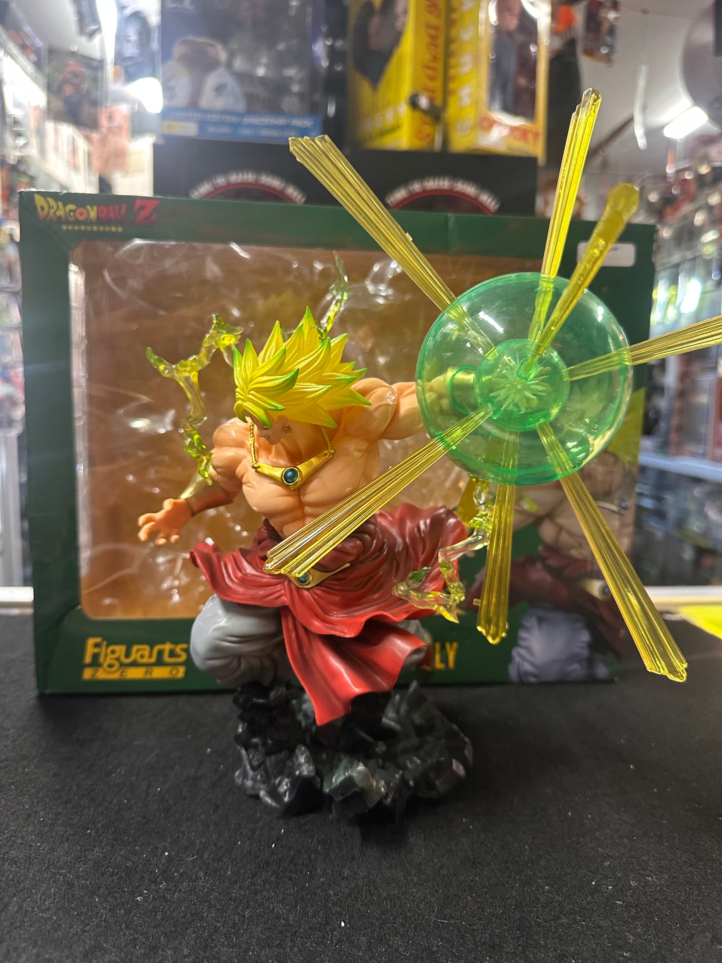 DRAGON BALL Z SUPER SAIYN BROLY FIGURE