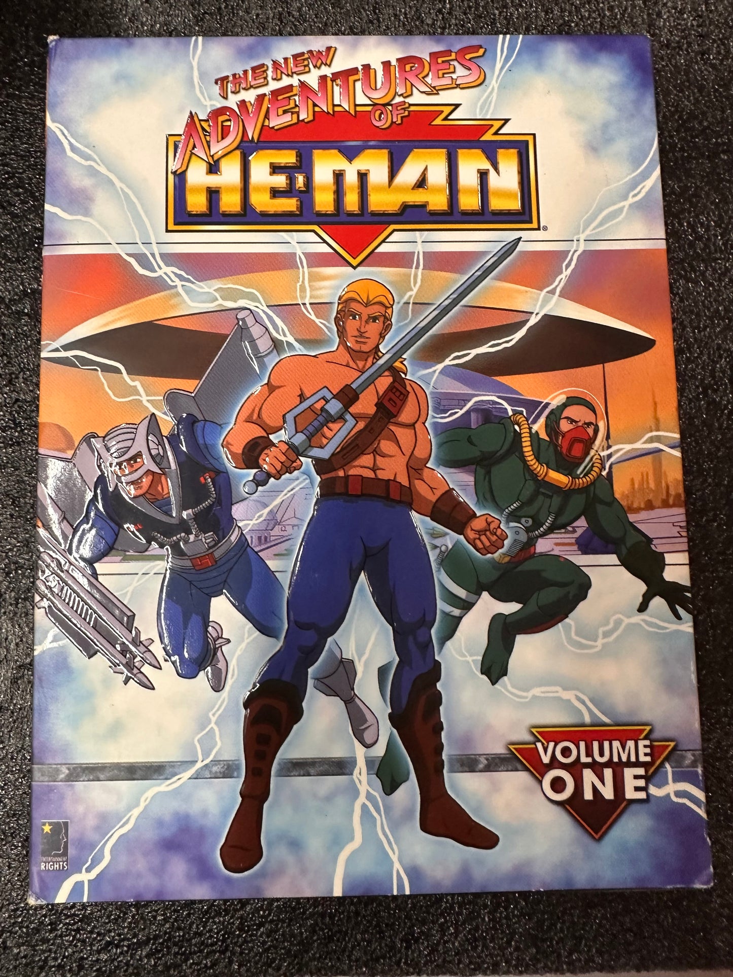 THE NEW ADVENTURES OF HE-MAN VOL 1