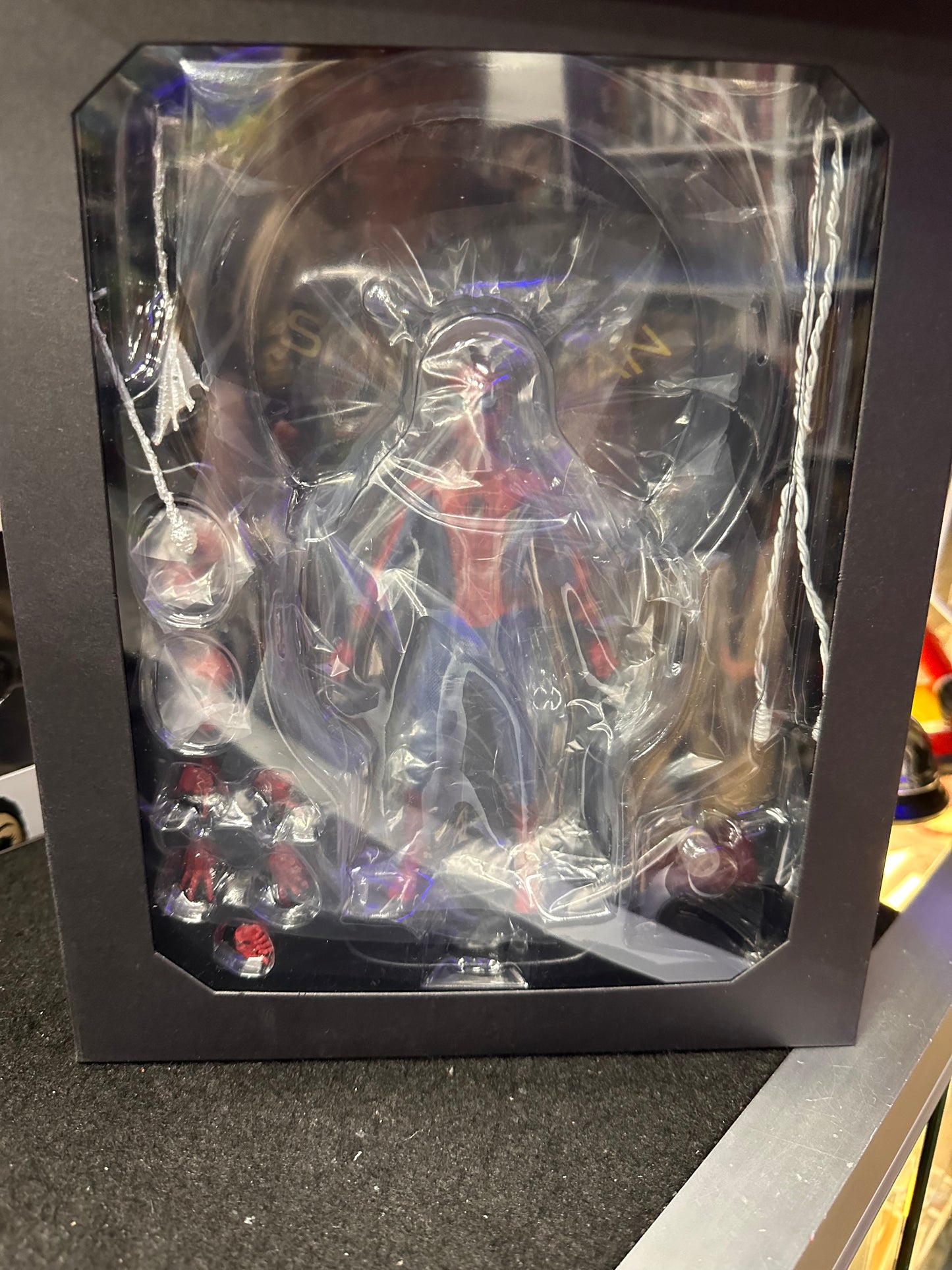 MARVEL SPIDER-MAN HOME COMING ONE:12 ACTION FIGURE