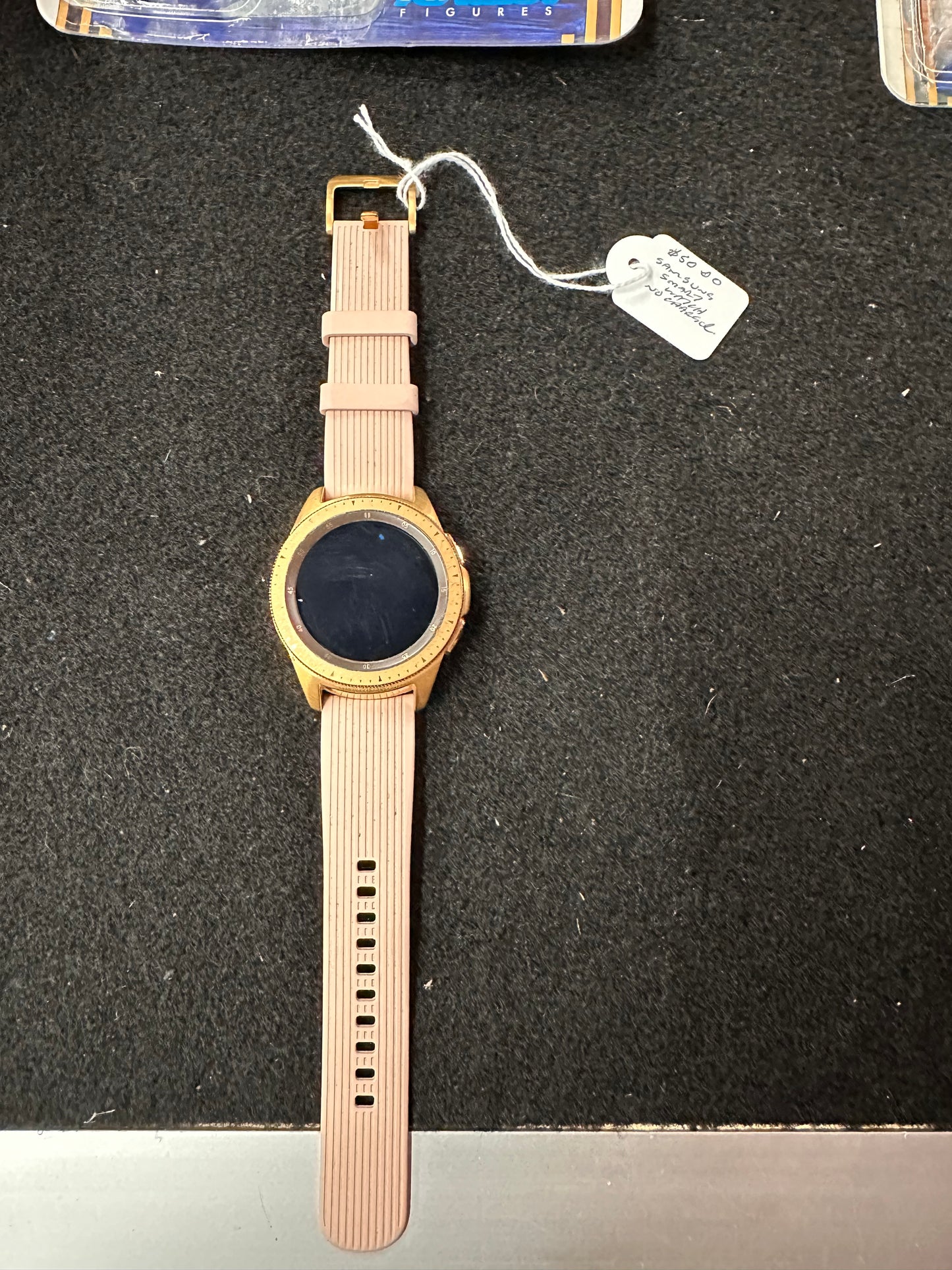 SAMSUNG SMART WATCH NO CHARGER