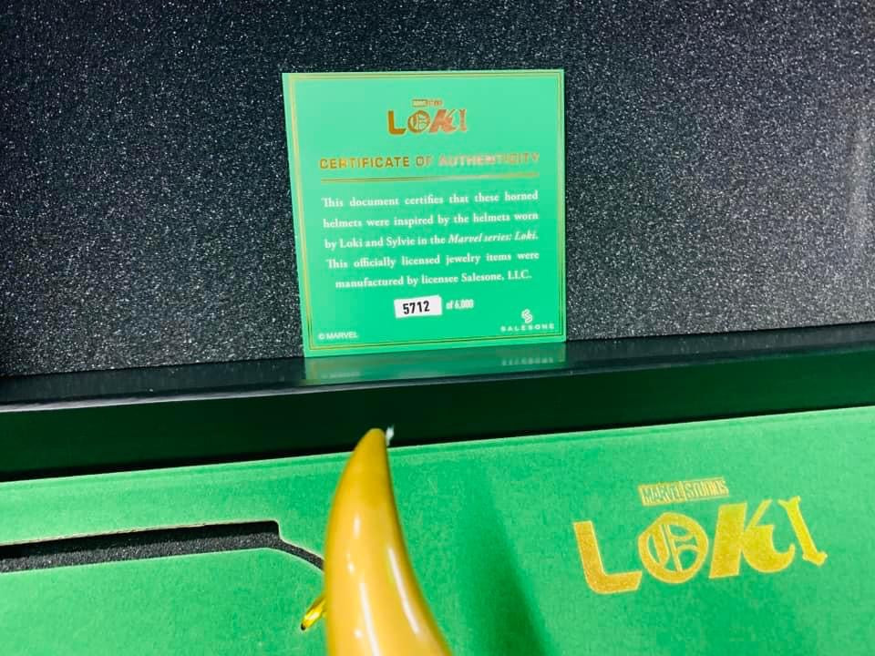 MARVEL LOKI HORNED HELMET SET ONLY AT MARVEL LICENSE 5712 OF 6000