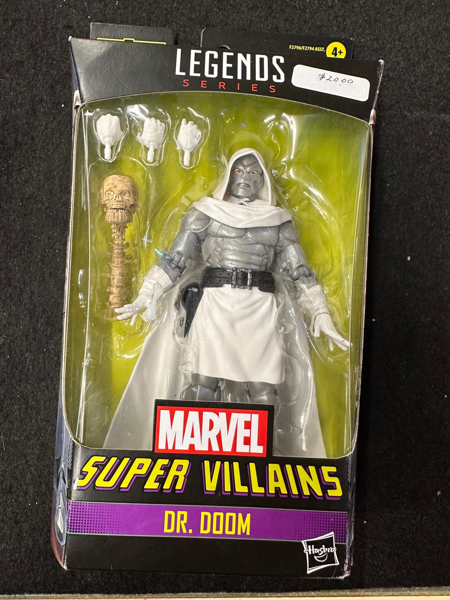 MARVEL LEGENDS SERIES SUPER VILAINS DR. DOOM