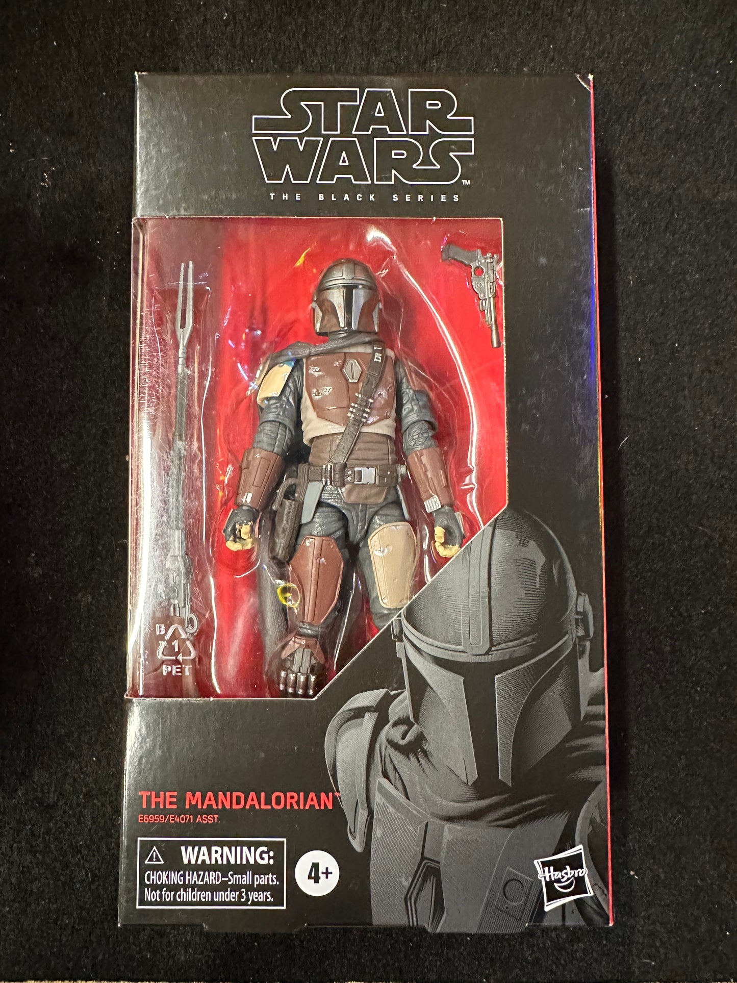 STAR WARS BLACK SERIES THE MANDALORIAN FIGURE